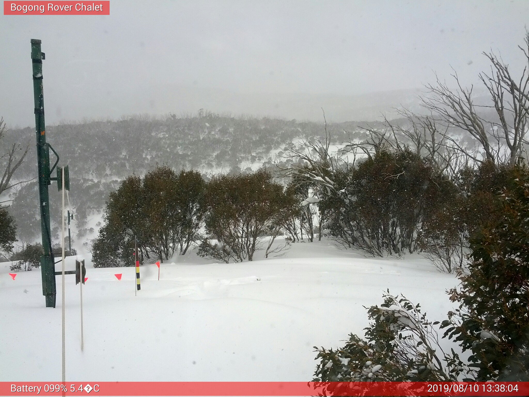 Bogong Web Cam 1:38pm Saturday 10th of August 2019