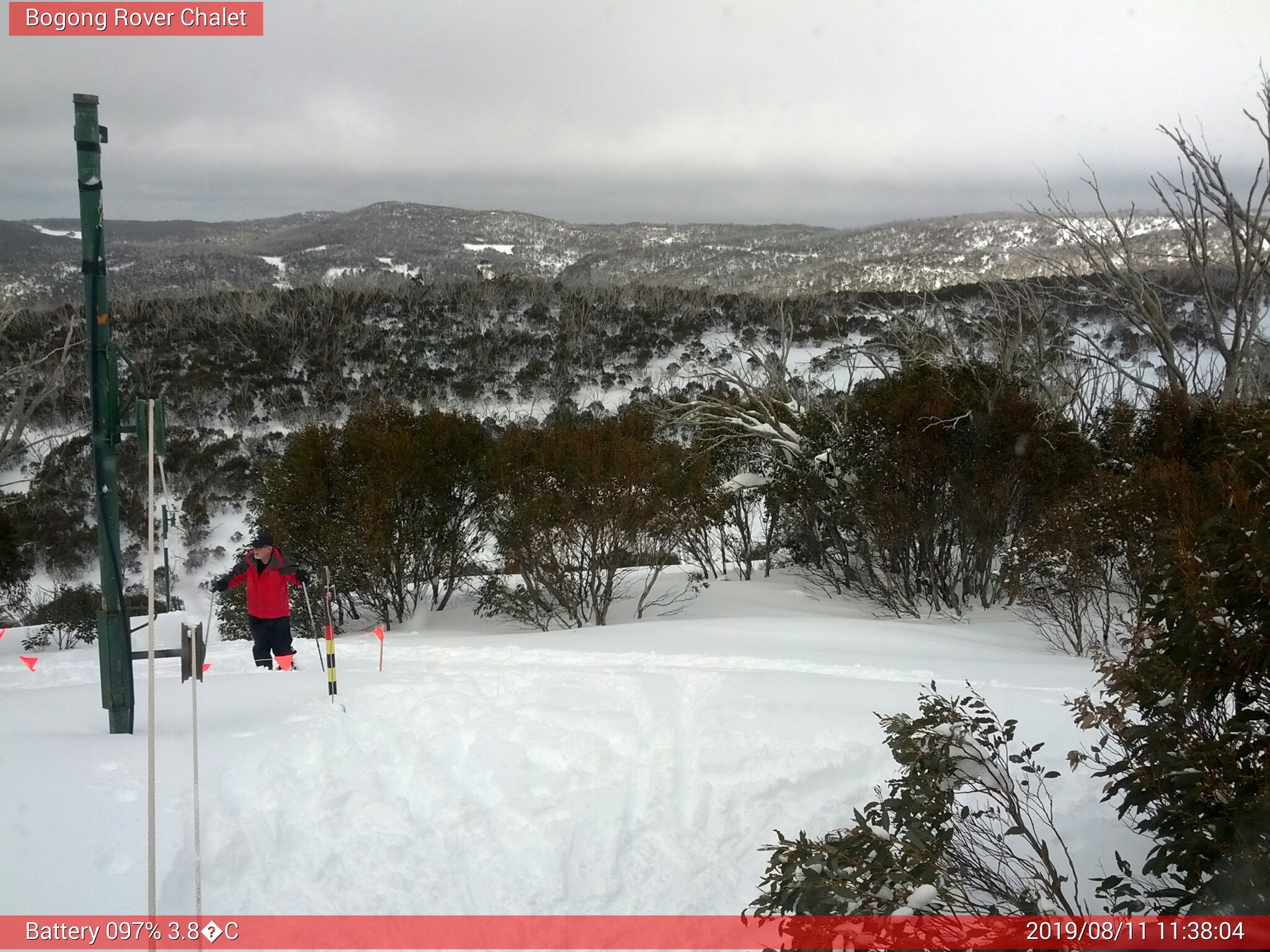 Bogong Web Cam 11:38am Sunday 11th of August 2019