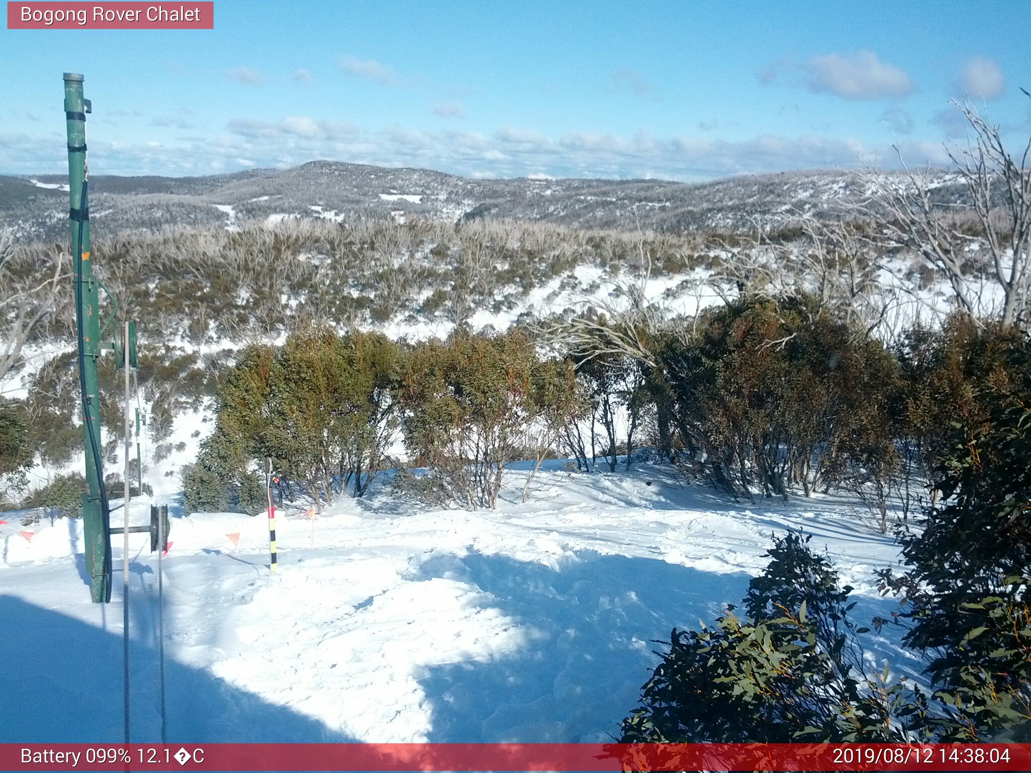 Bogong Web Cam 2:38pm Monday 12th of August 2019