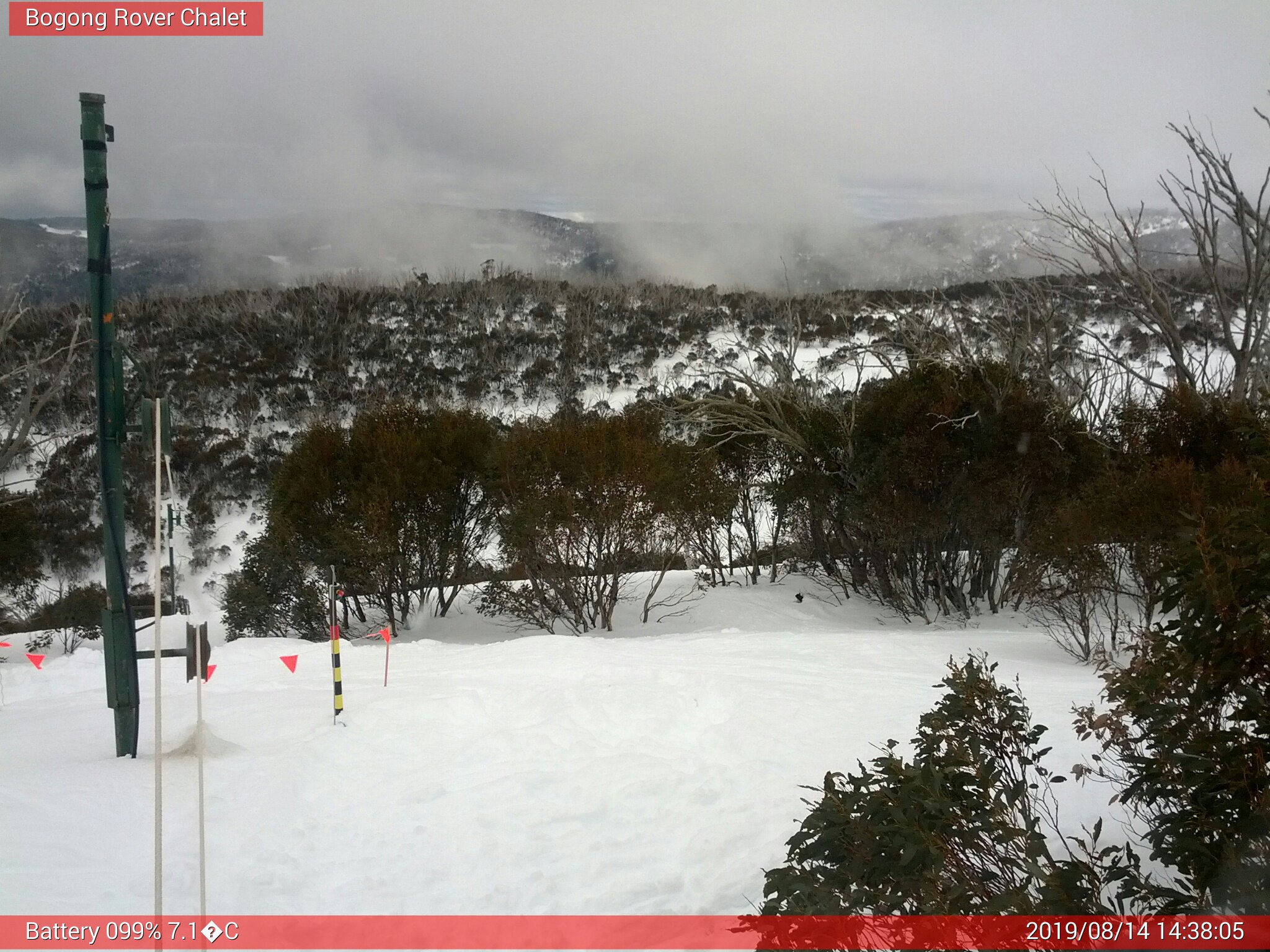 Bogong Web Cam 2:38pm Wednesday 14th of August 2019