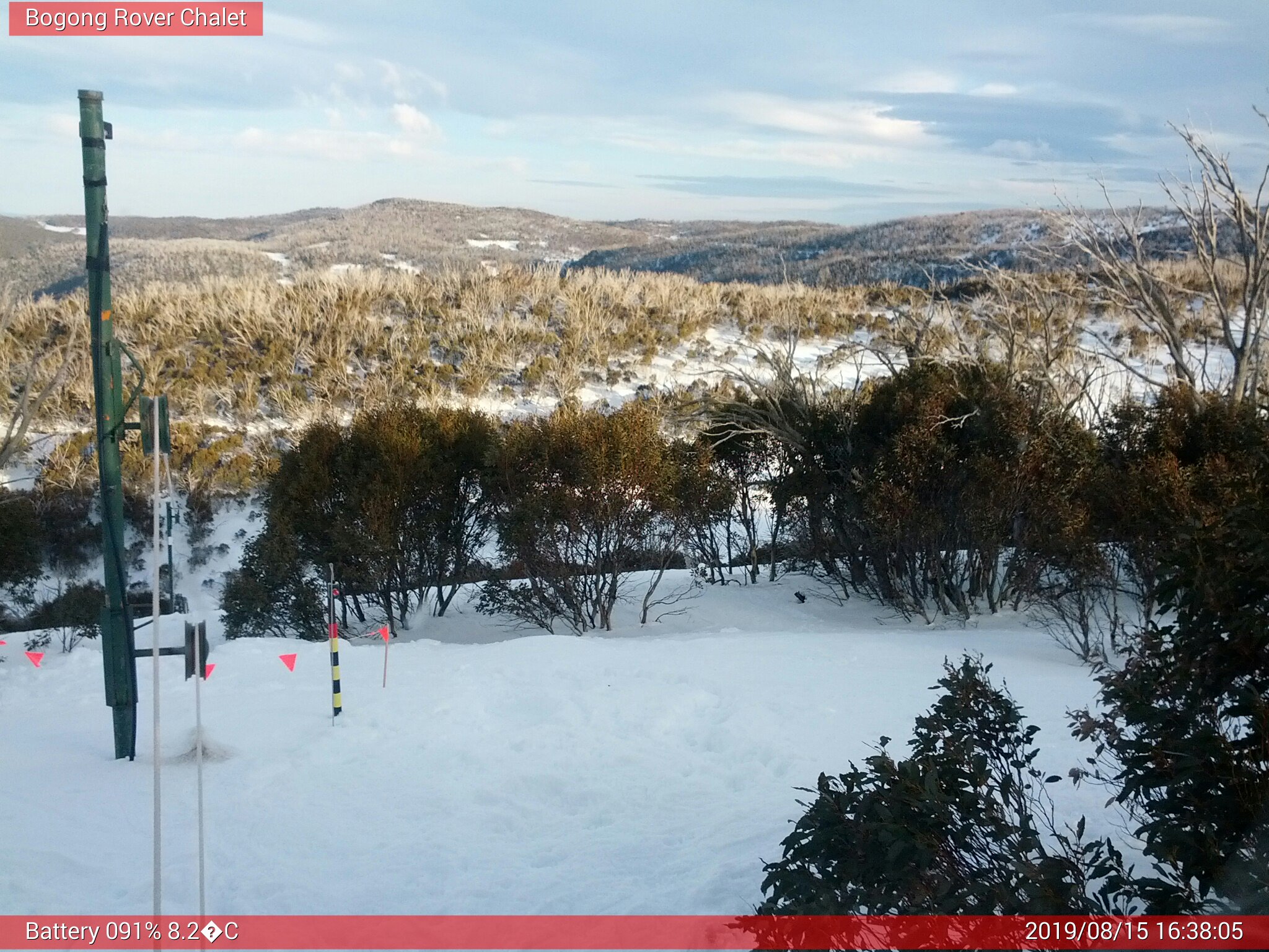 Bogong Web Cam 4:38pm Thursday 15th of August 2019