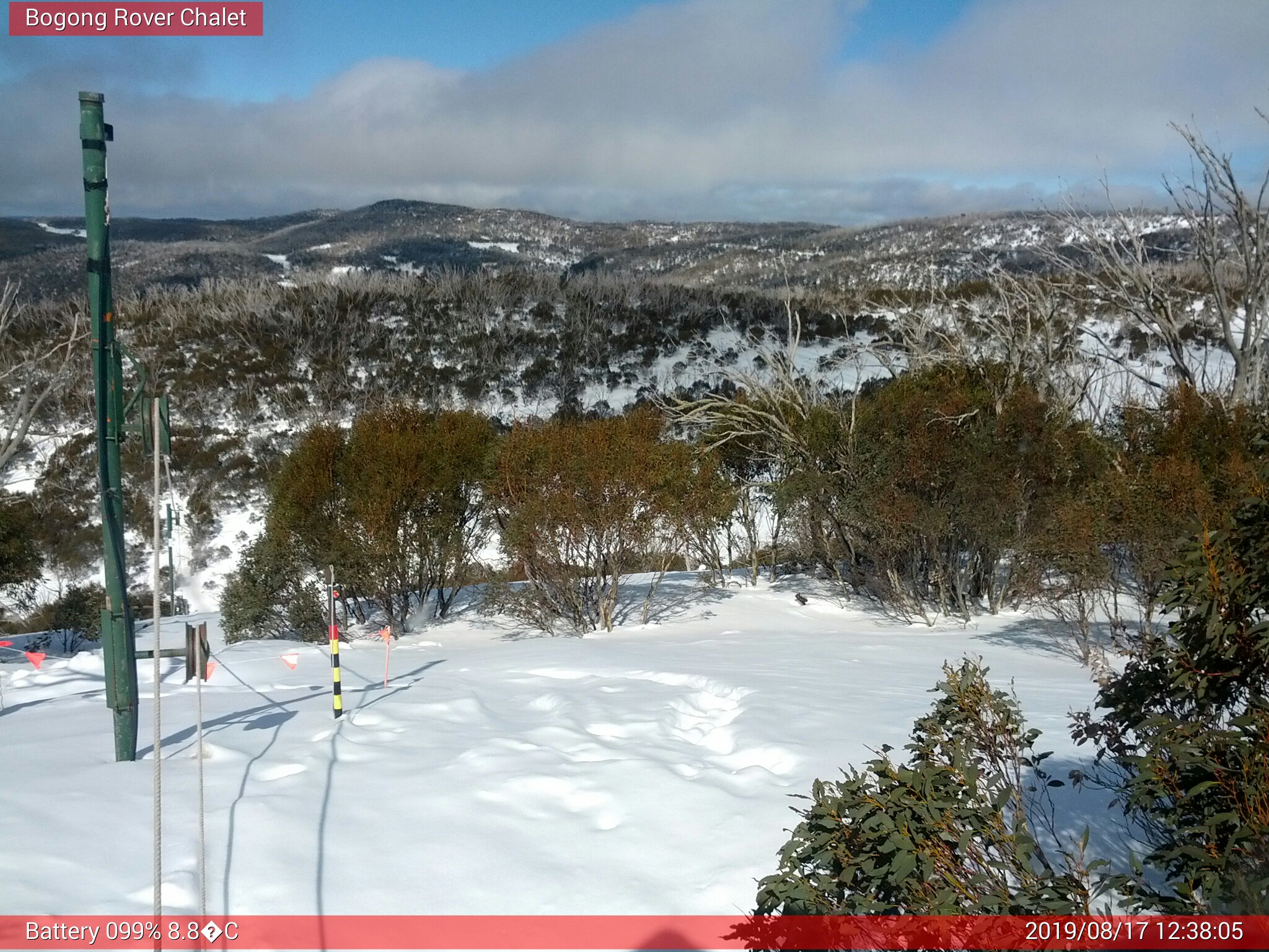 Bogong Web Cam 12:38pm Saturday 17th of August 2019