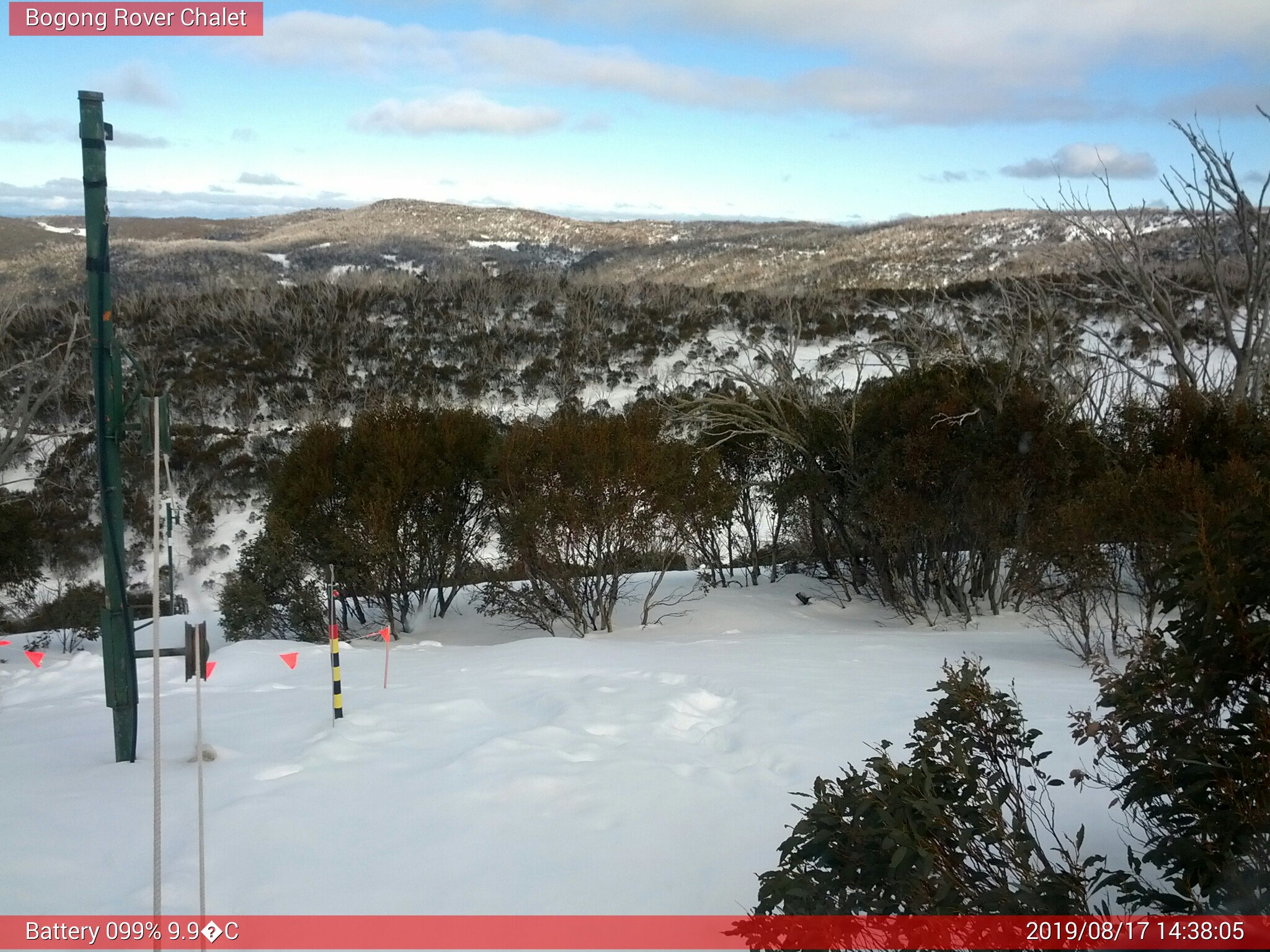 Bogong Web Cam 2:38pm Saturday 17th of August 2019