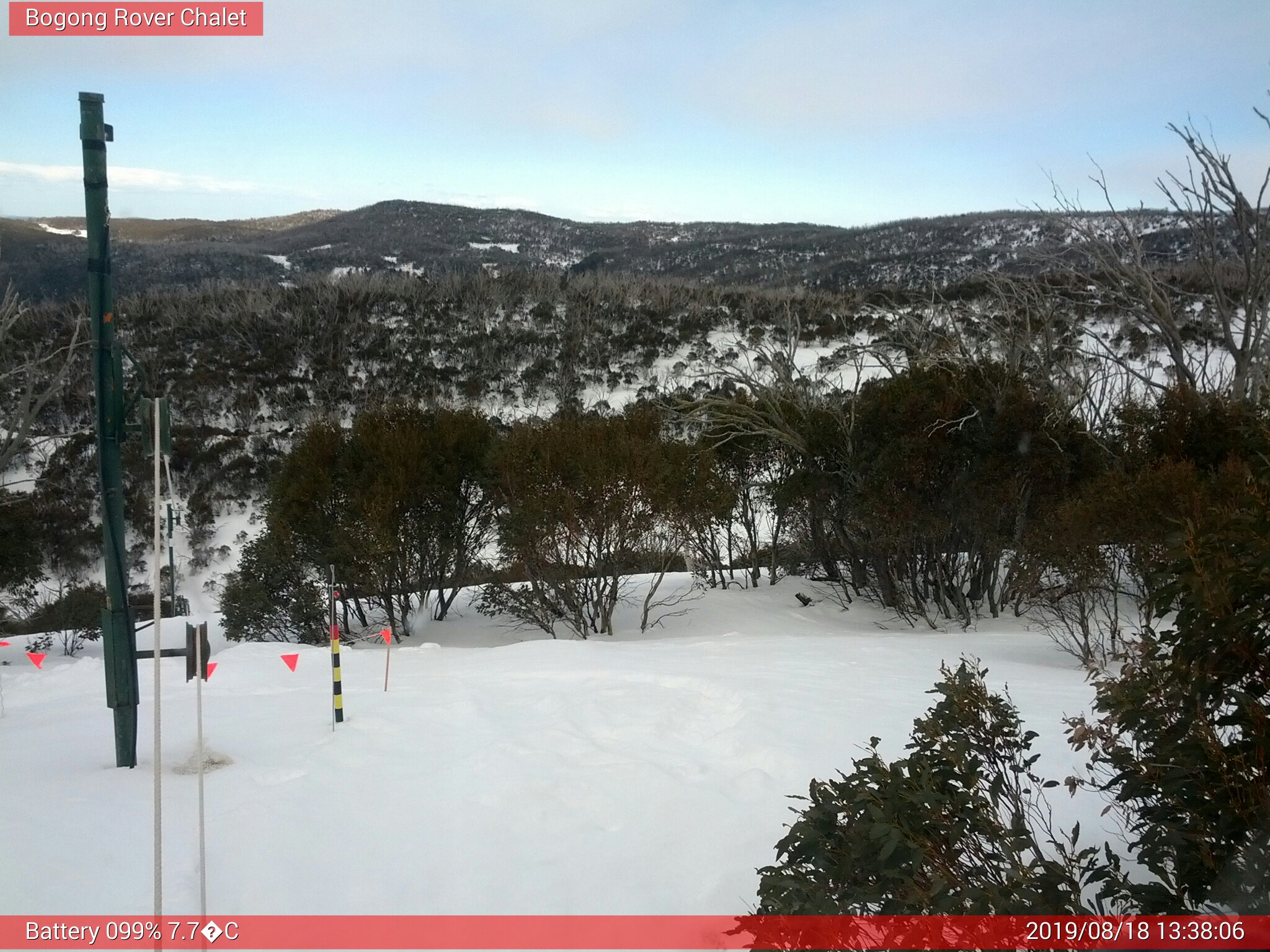 Bogong Web Cam 1:38pm Sunday 18th of August 2019