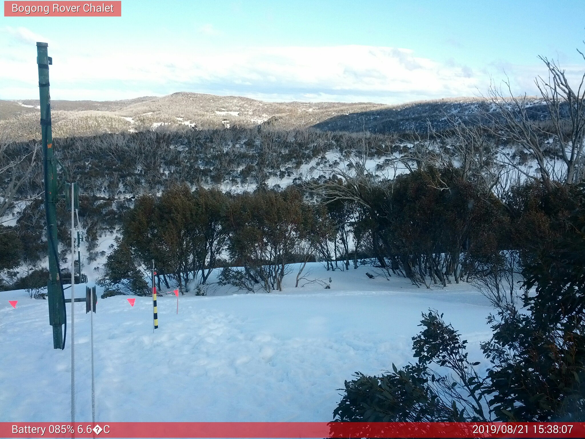 Bogong Web Cam 3:38pm Wednesday 21st of August 2019