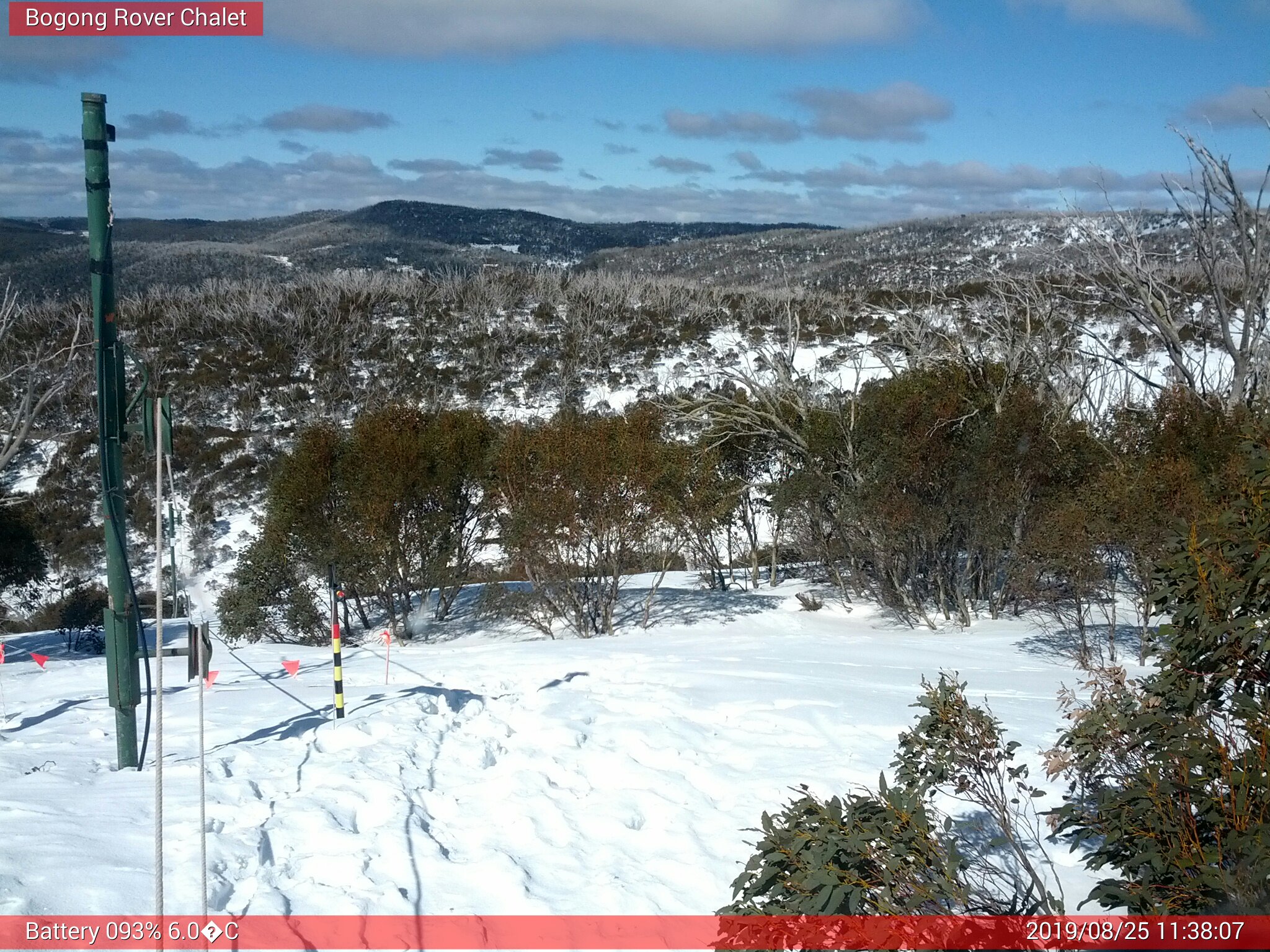 Bogong Web Cam 11:38am Sunday 25th of August 2019