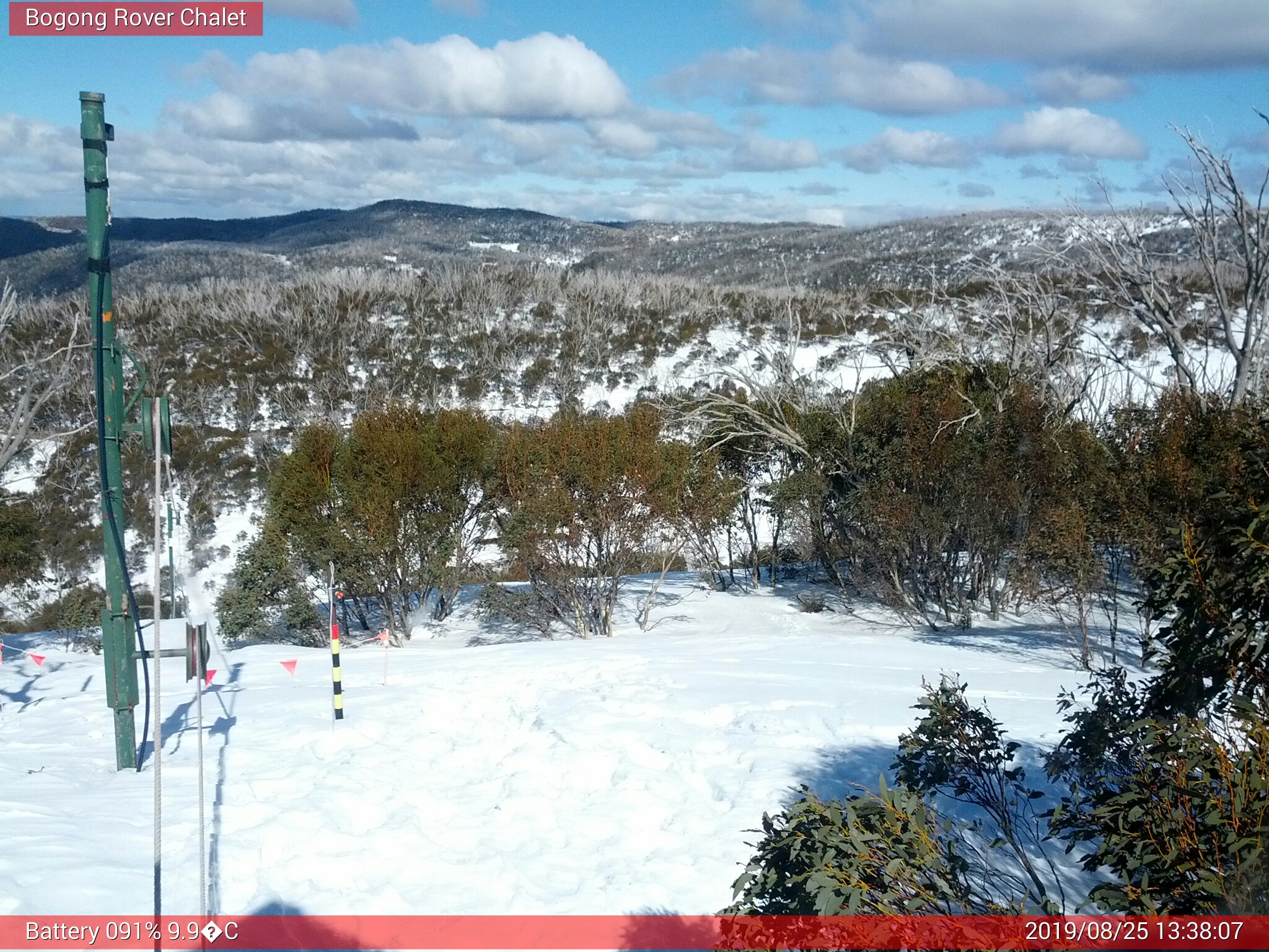 Bogong Web Cam 1:38pm Sunday 25th of August 2019