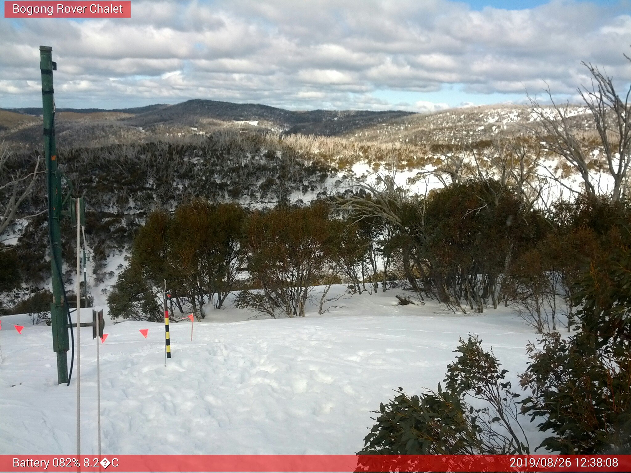 Bogong Web Cam 12:38pm Monday 26th of August 2019