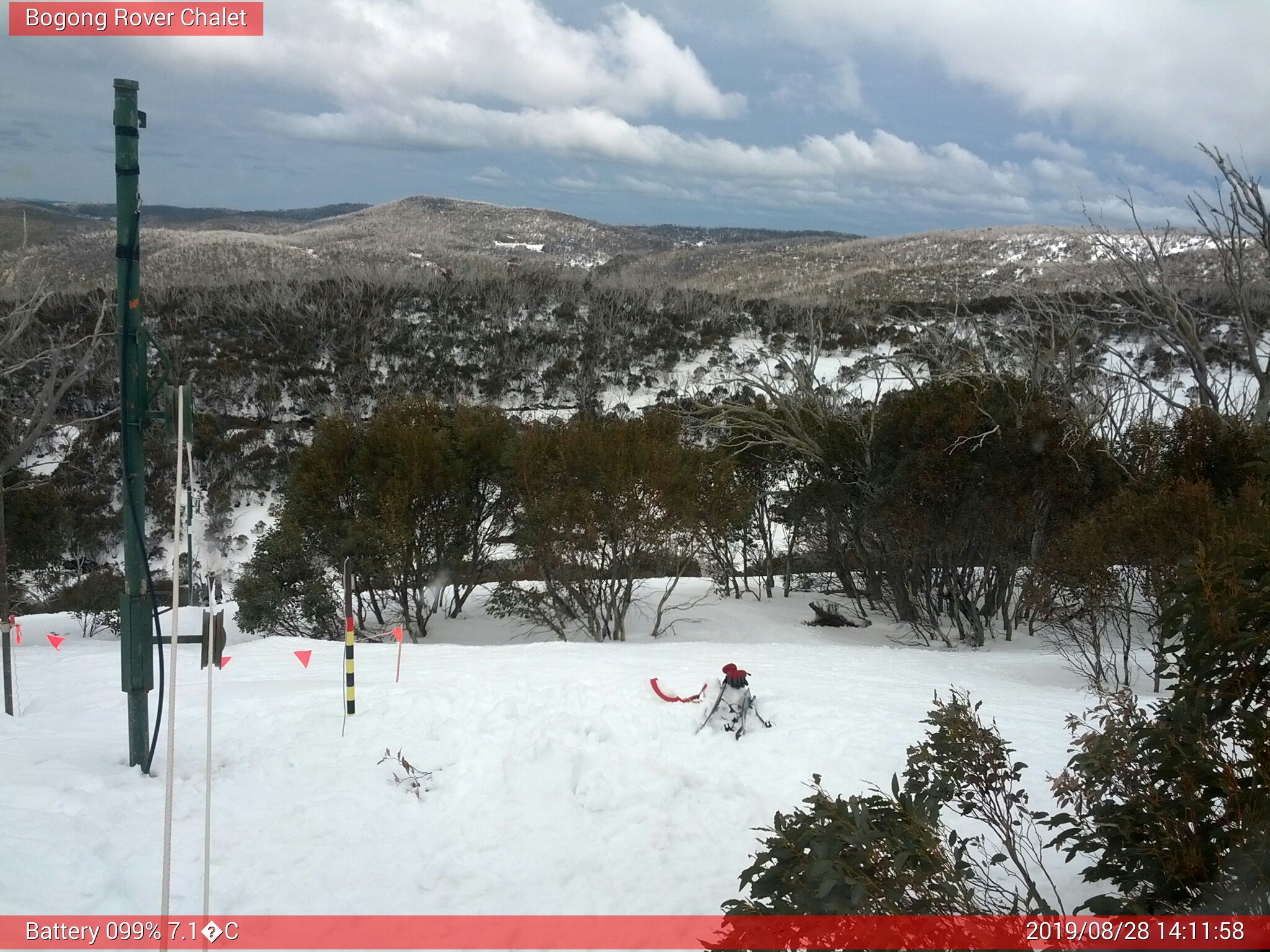 Bogong Web Cam 2:11pm Wednesday 28th of August 2019