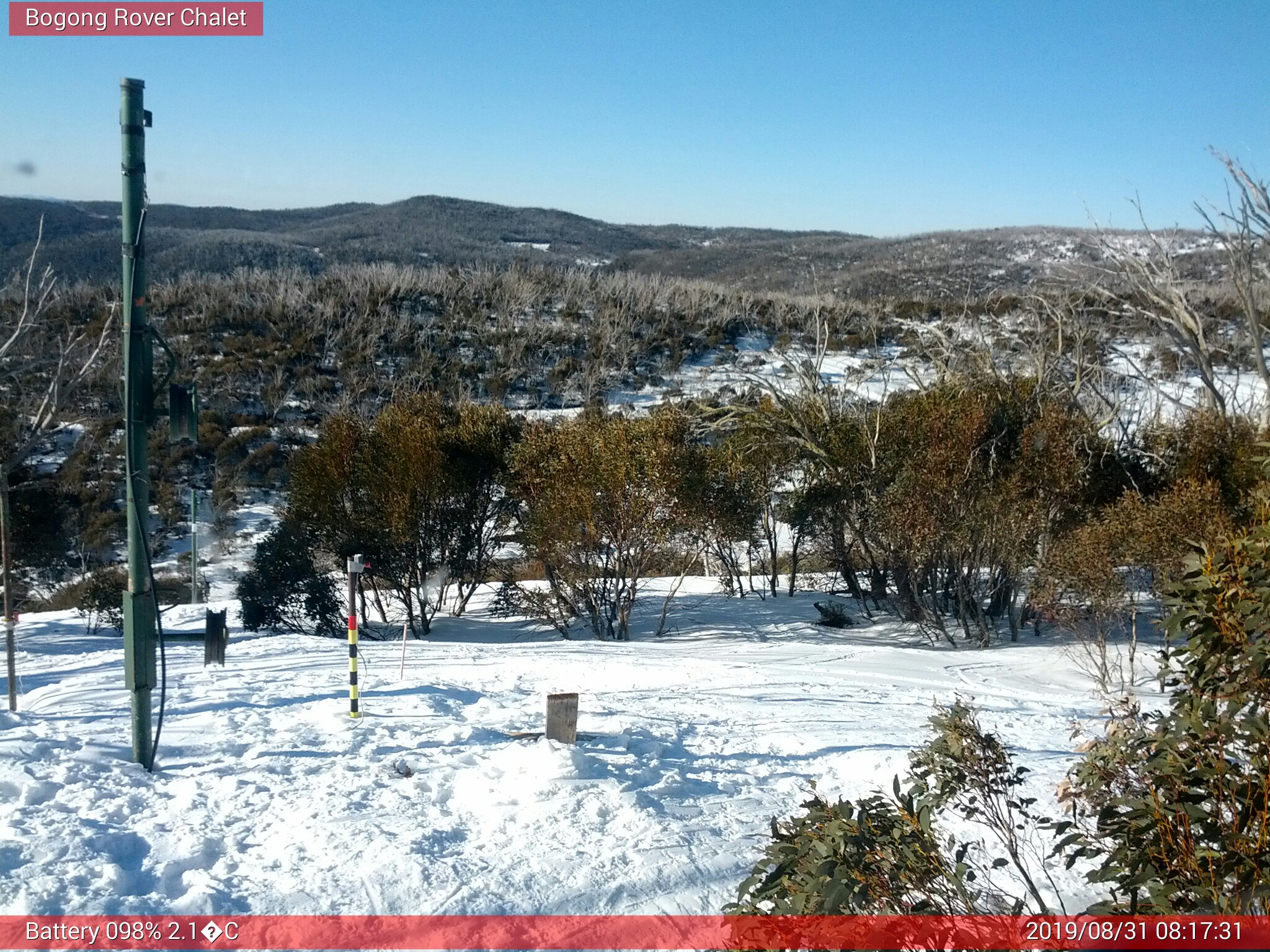 Bogong Web Cam 8:17am Saturday 31st of August 2019