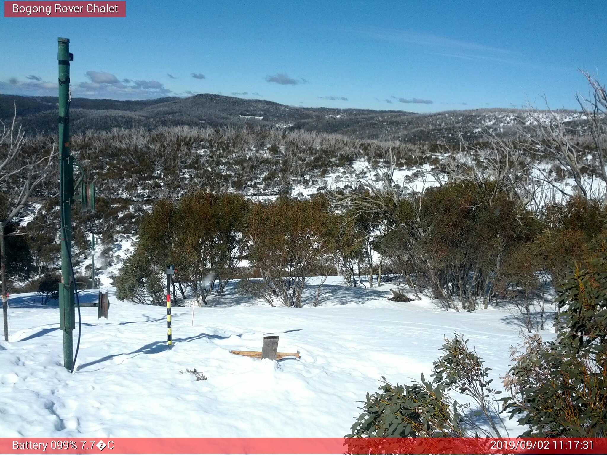 Bogong Web Cam 11:17am Monday 2nd of September 2019