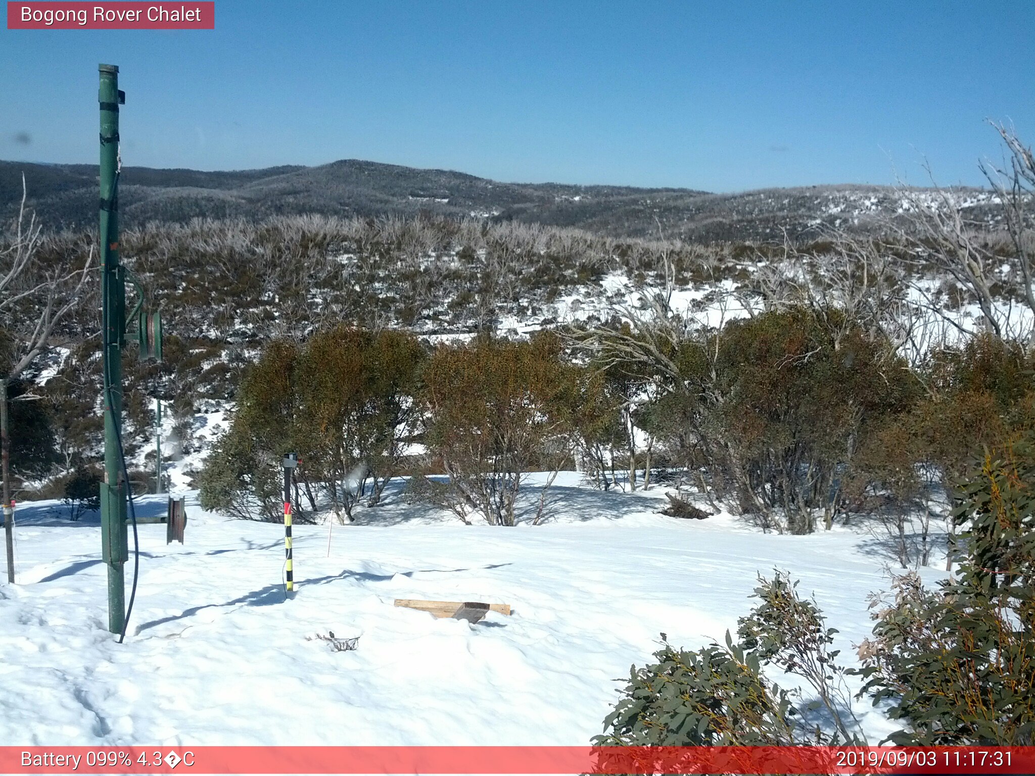 Bogong Web Cam 11:17am Tuesday 3rd of September 2019