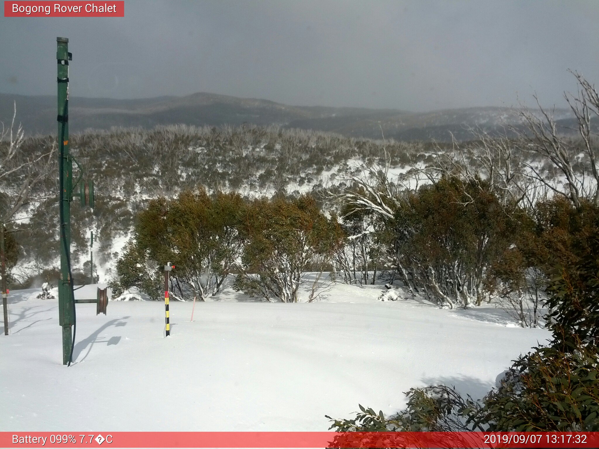 Bogong Web Cam 1:17pm Saturday 7th of September 2019