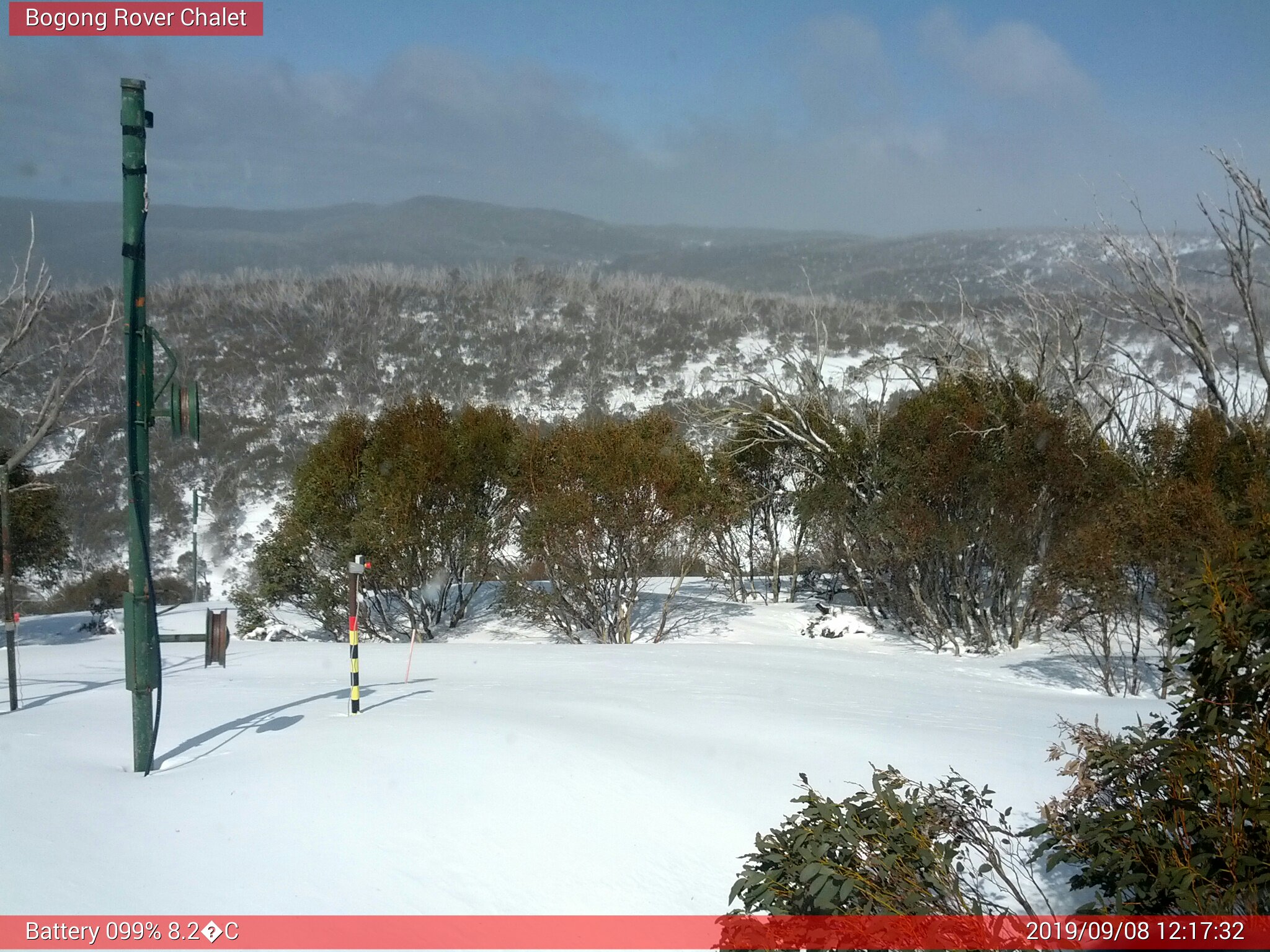 Bogong Web Cam 12:17pm Sunday 8th of September 2019