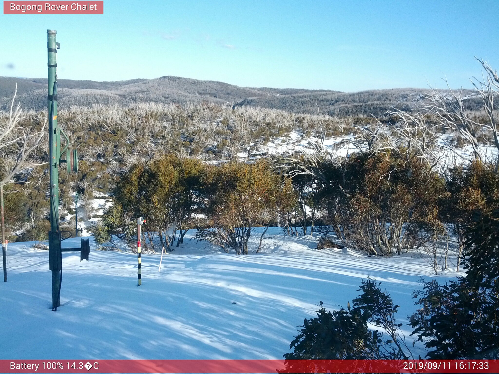 Bogong Web Cam 4:17pm Wednesday 11th of September 2019