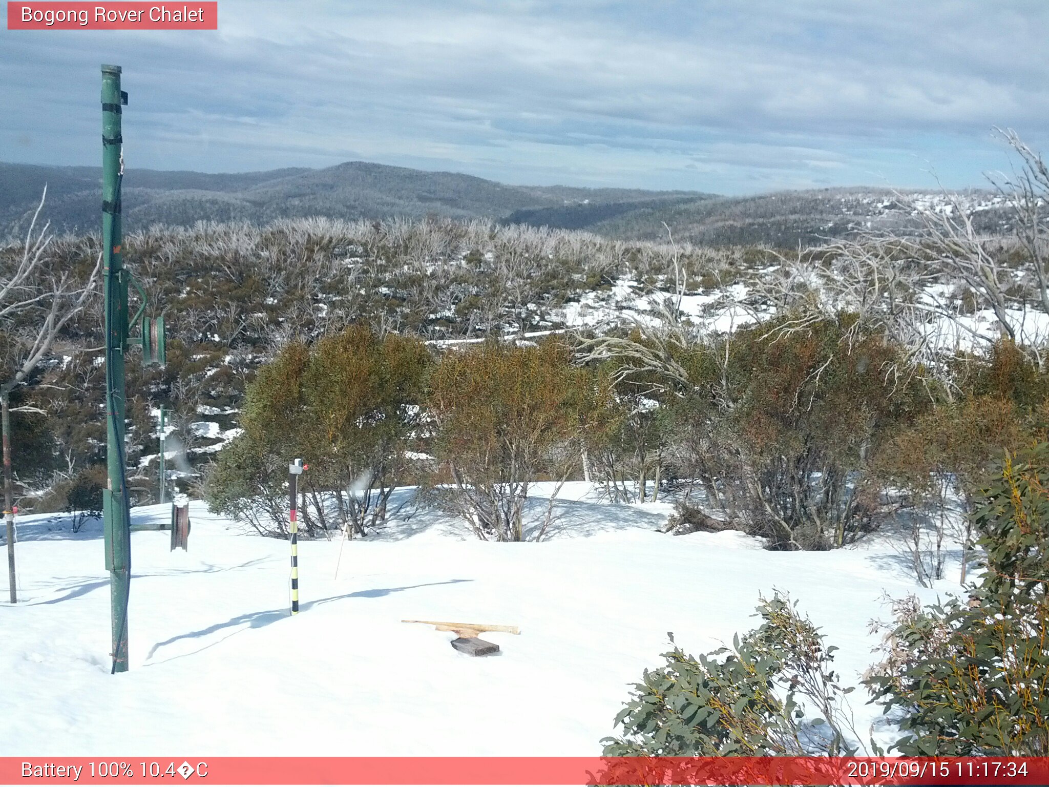 Bogong Web Cam 11:17am Sunday 15th of September 2019