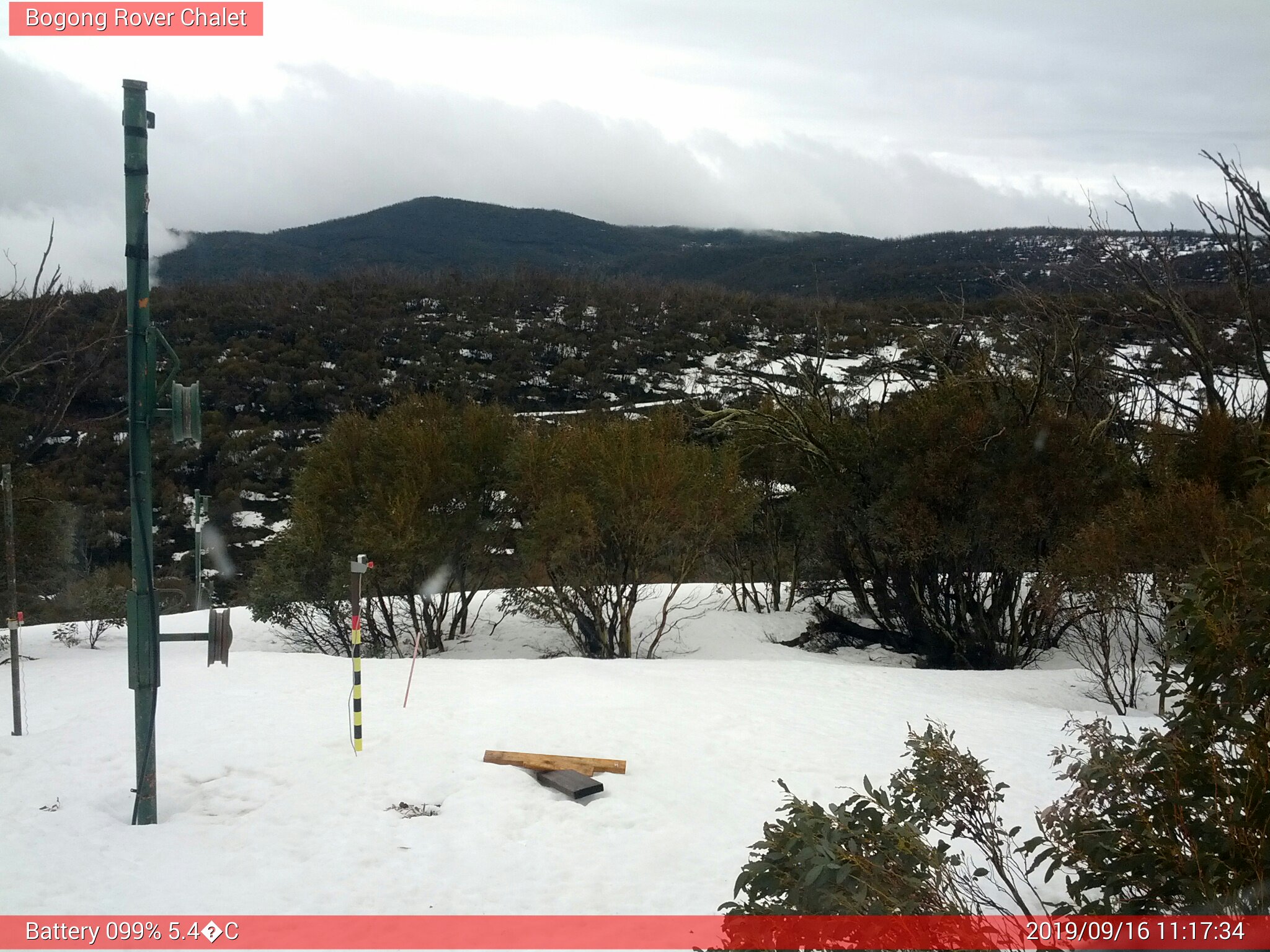 Bogong Web Cam 11:17am Monday 16th of September 2019