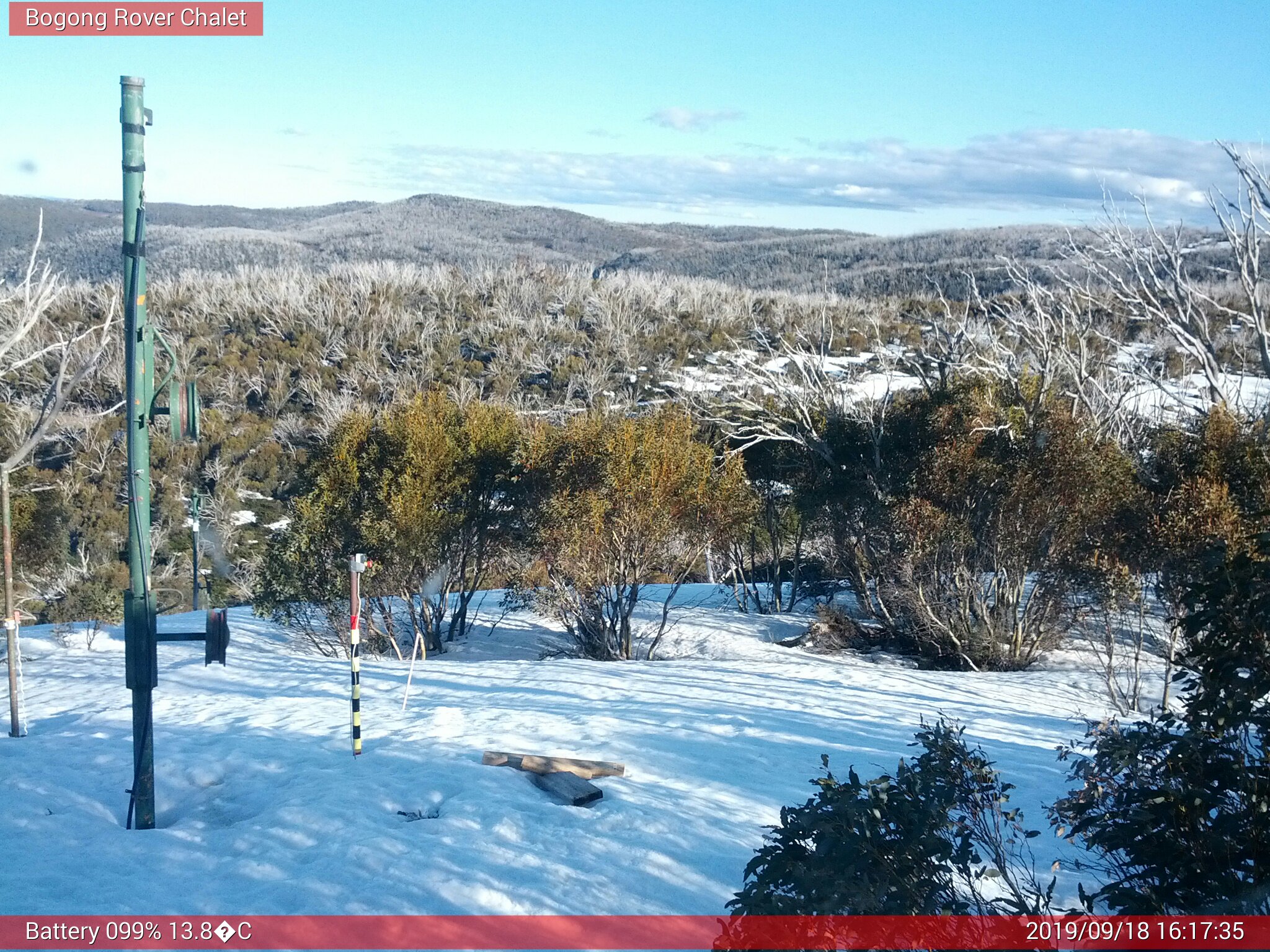 Bogong Web Cam 4:17pm Wednesday 18th of September 2019