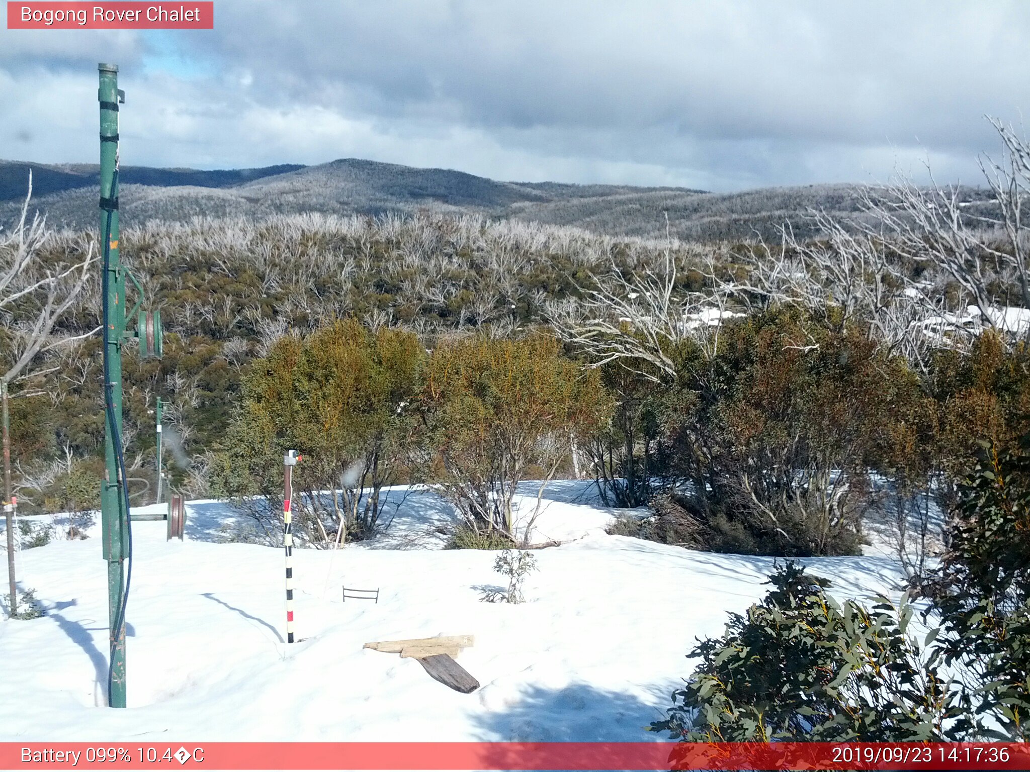 Bogong Web Cam 2:17pm Monday 23rd of September 2019