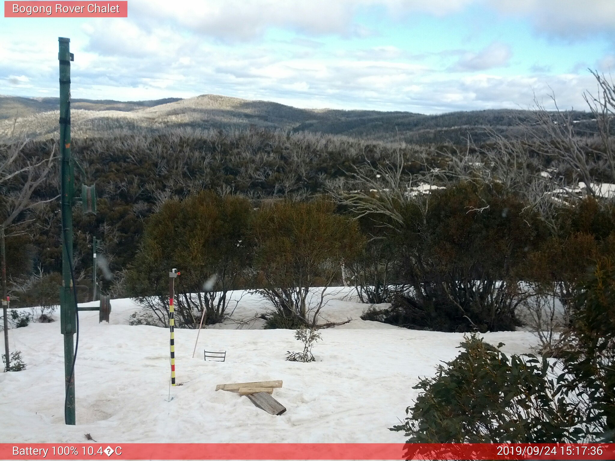 Bogong Web Cam 3:17pm Tuesday 24th of September 2019