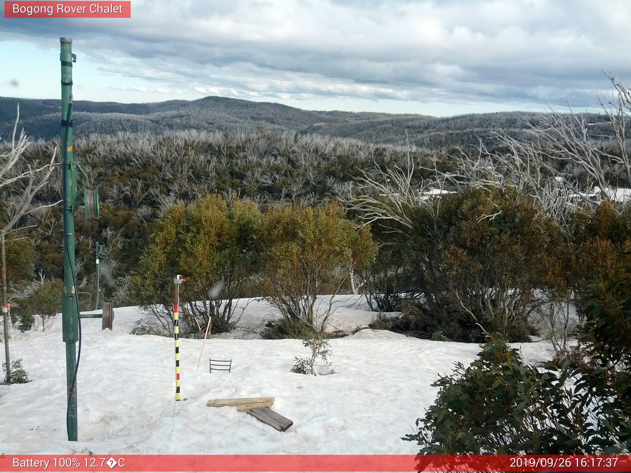 Bogong Web Cam 4:17pm Thursday 26th of September 2019