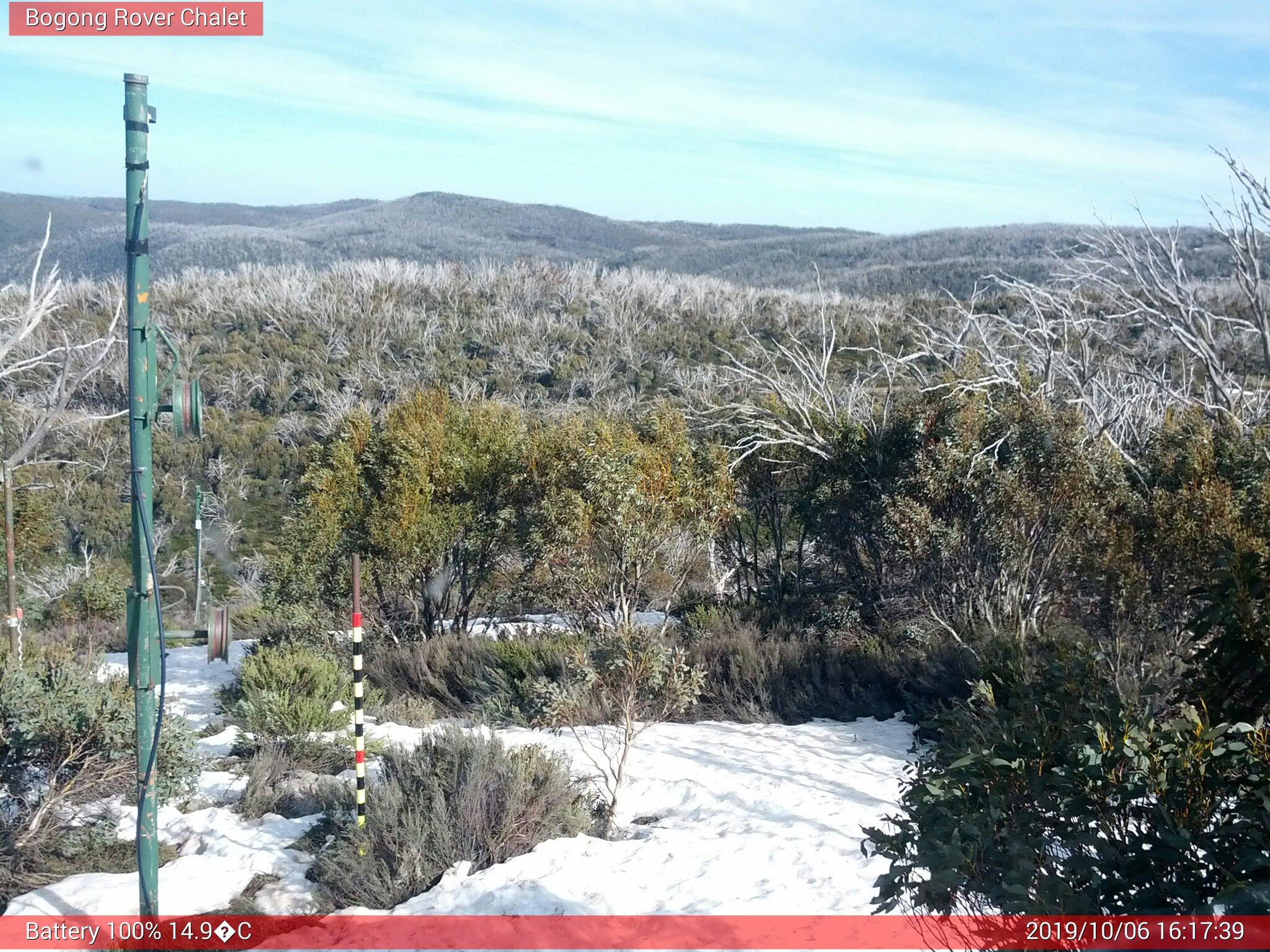 Bogong Web Cam 4:17pm Sunday 6th of October 2019