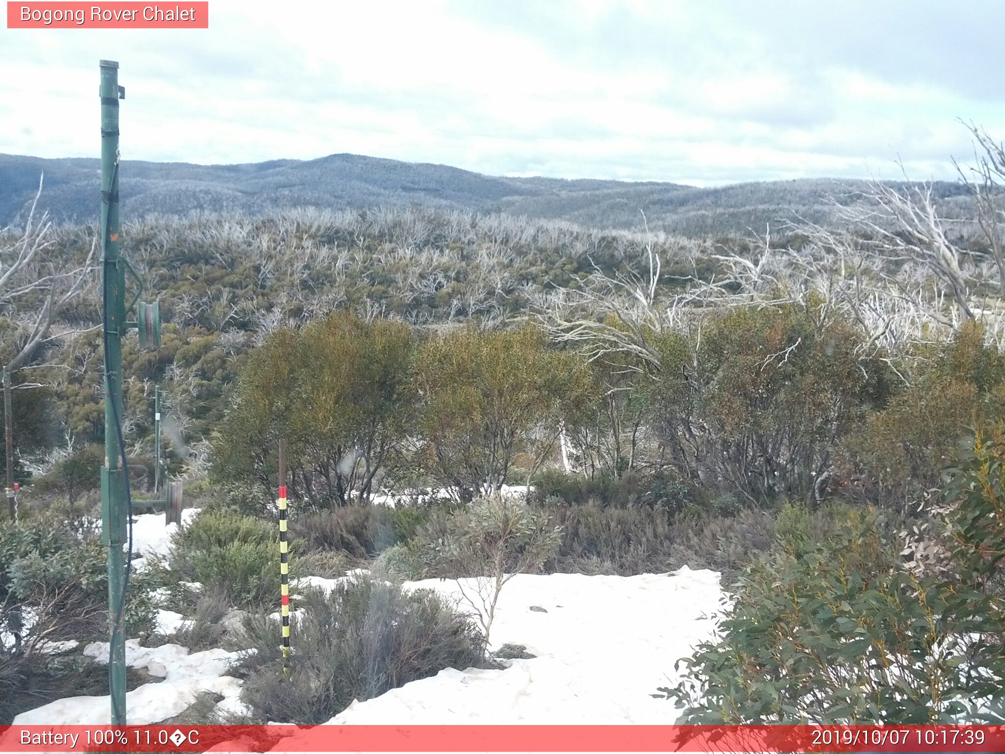 Bogong Web Cam 10:17am Monday 7th of October 2019