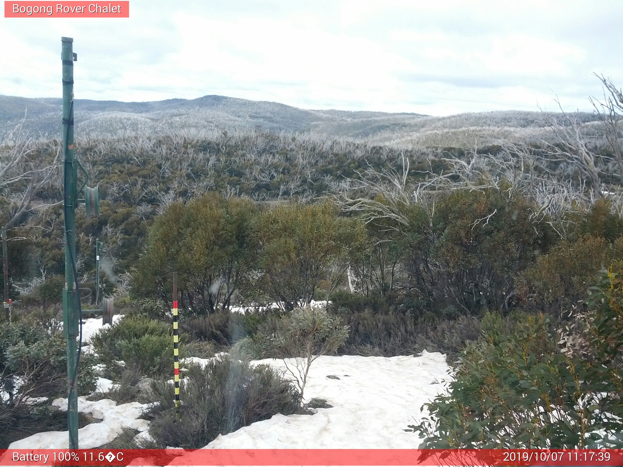 Bogong Web Cam 11:17am Monday 7th of October 2019