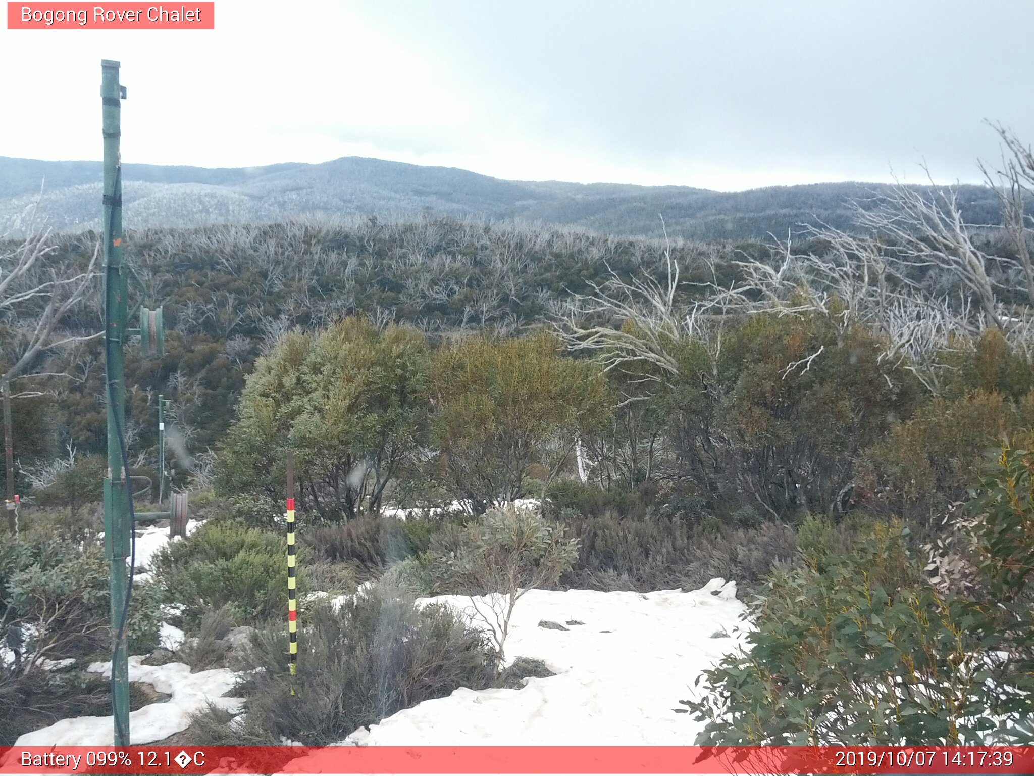 Bogong Web Cam 2:17pm Monday 7th of October 2019