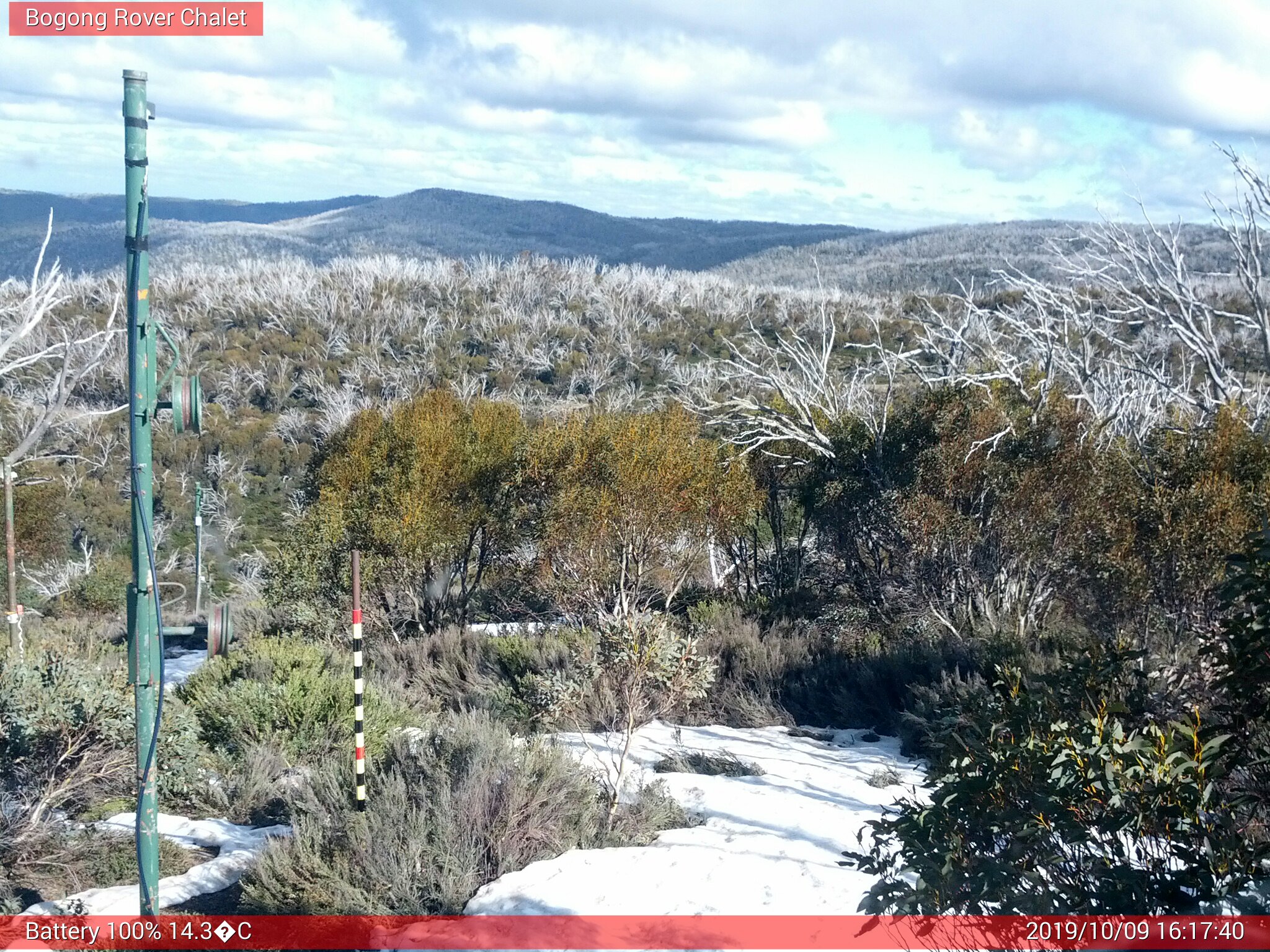 Bogong Web Cam 4:17pm Wednesday 9th of October 2019