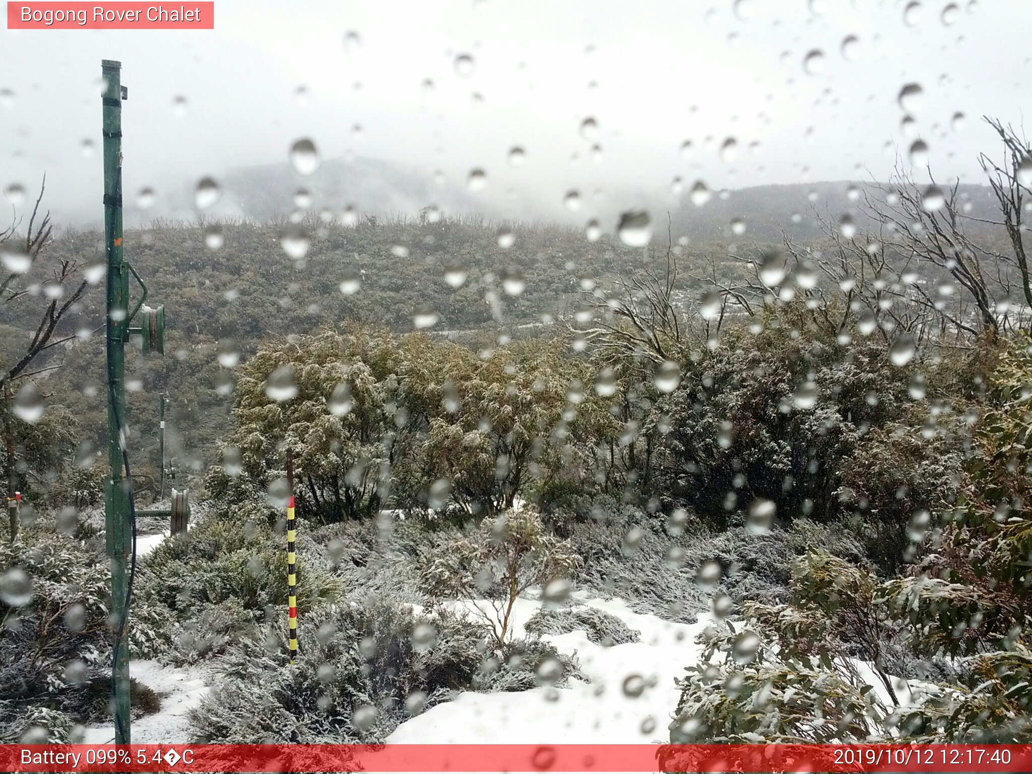 Bogong Web Cam 12:17pm Saturday 12th of October 2019