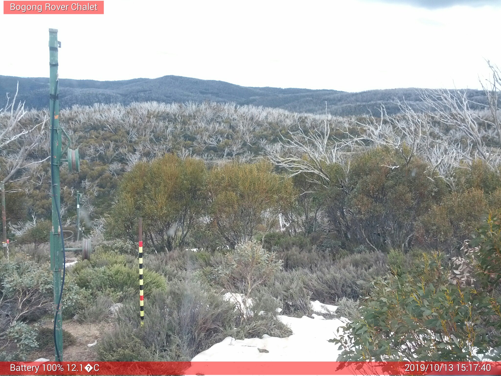 Bogong Web Cam 3:17pm Sunday 13th of October 2019