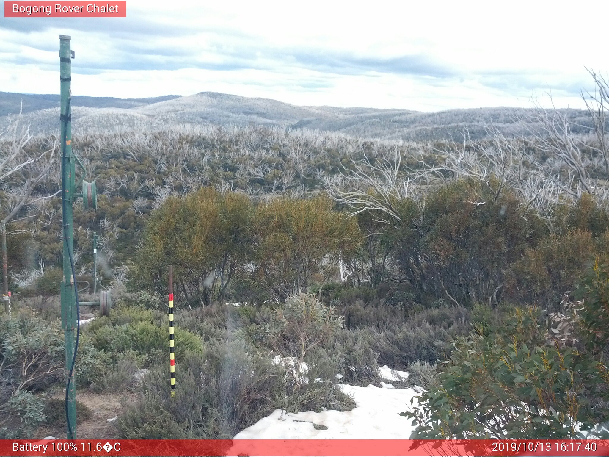 Bogong Web Cam 4:17pm Sunday 13th of October 2019