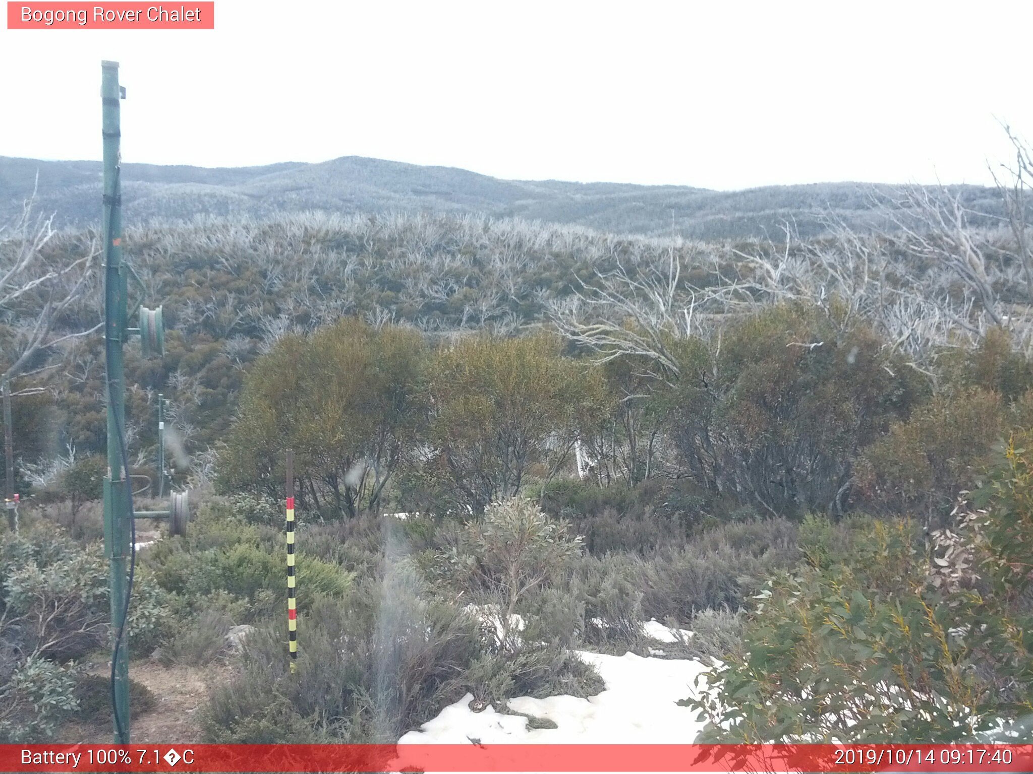 Bogong Web Cam 9:17am Monday 14th of October 2019