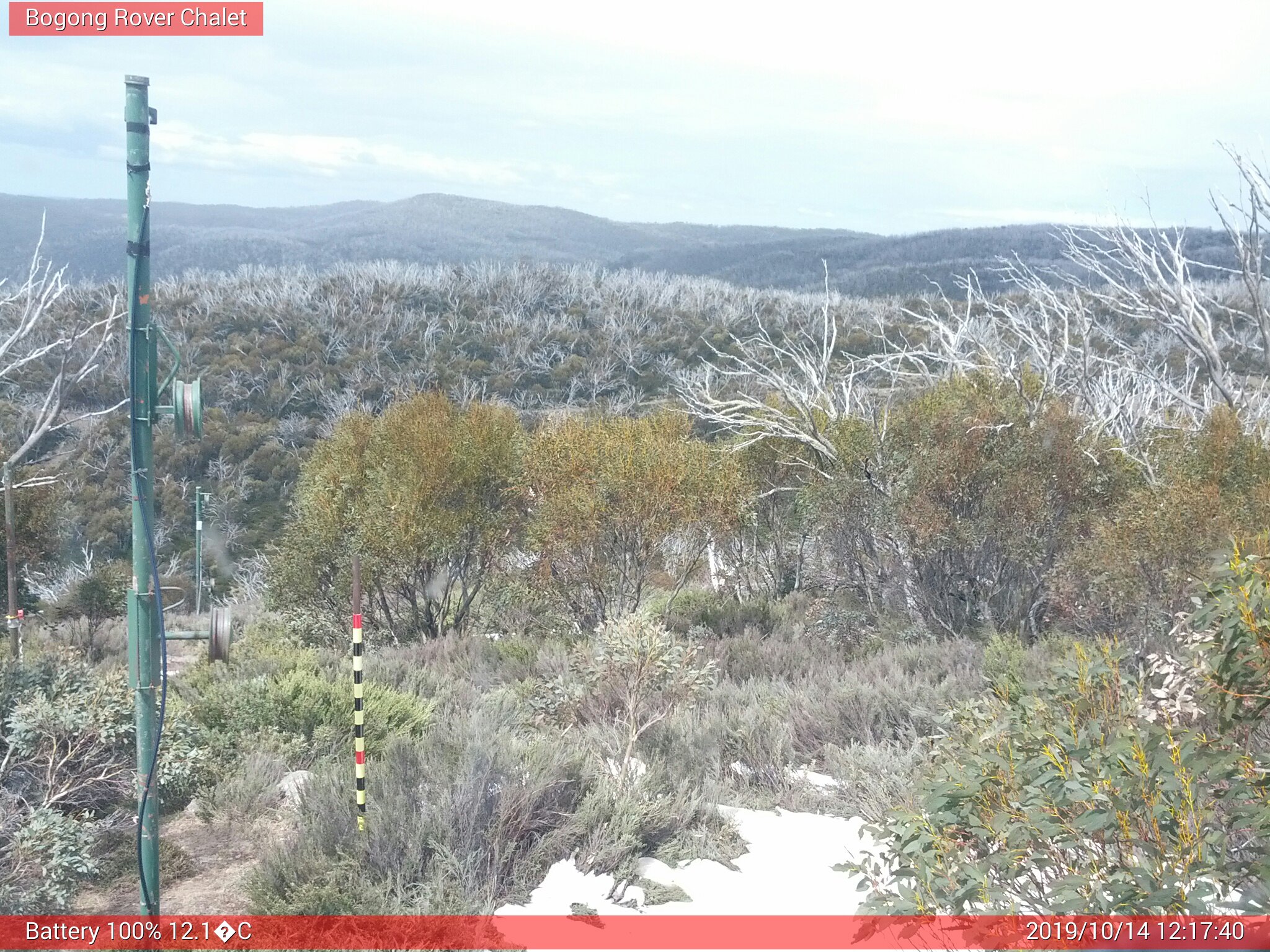 Bogong Web Cam 12:17pm Monday 14th of October 2019