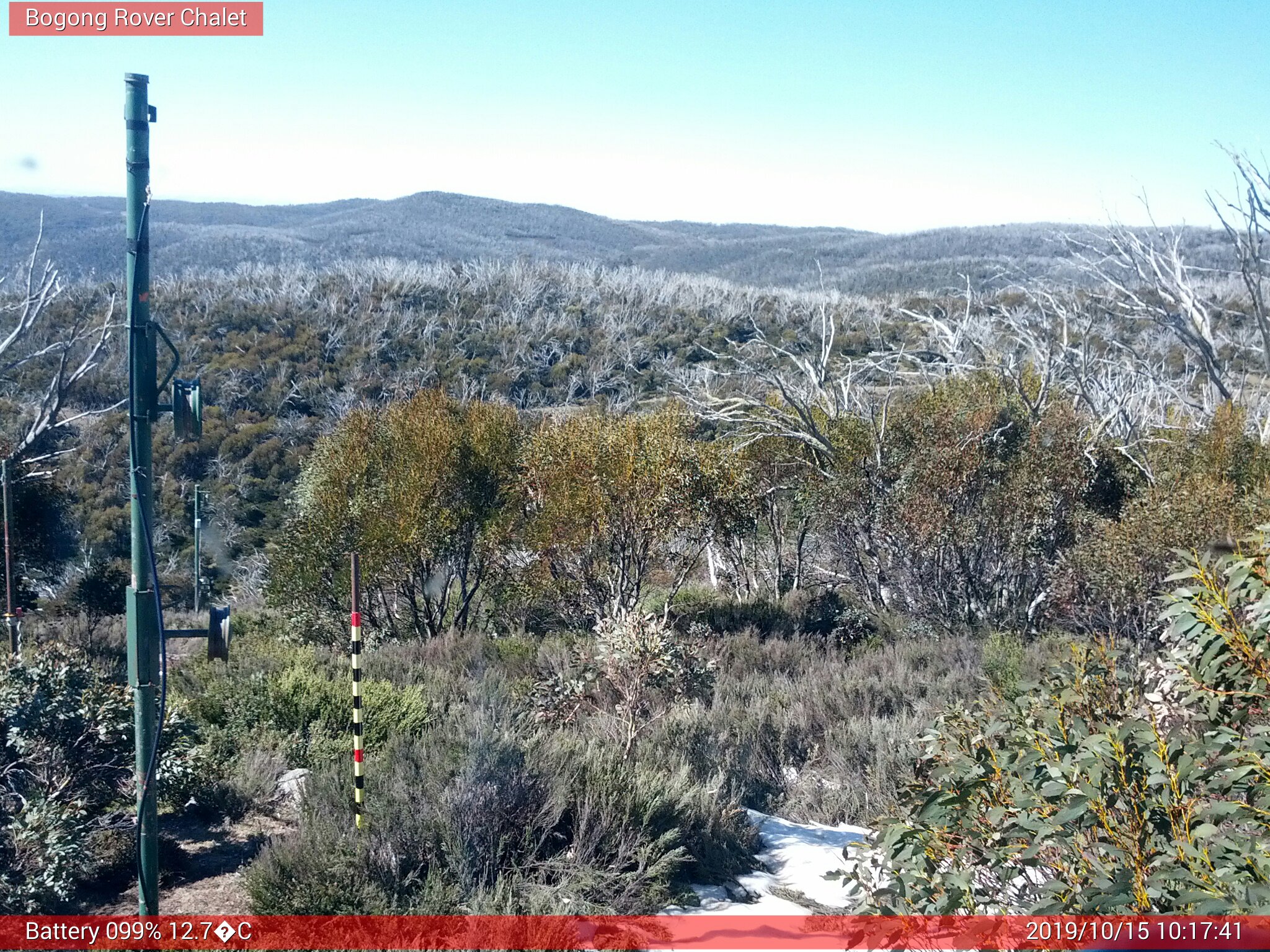 Bogong Web Cam 10:17am Tuesday 15th of October 2019