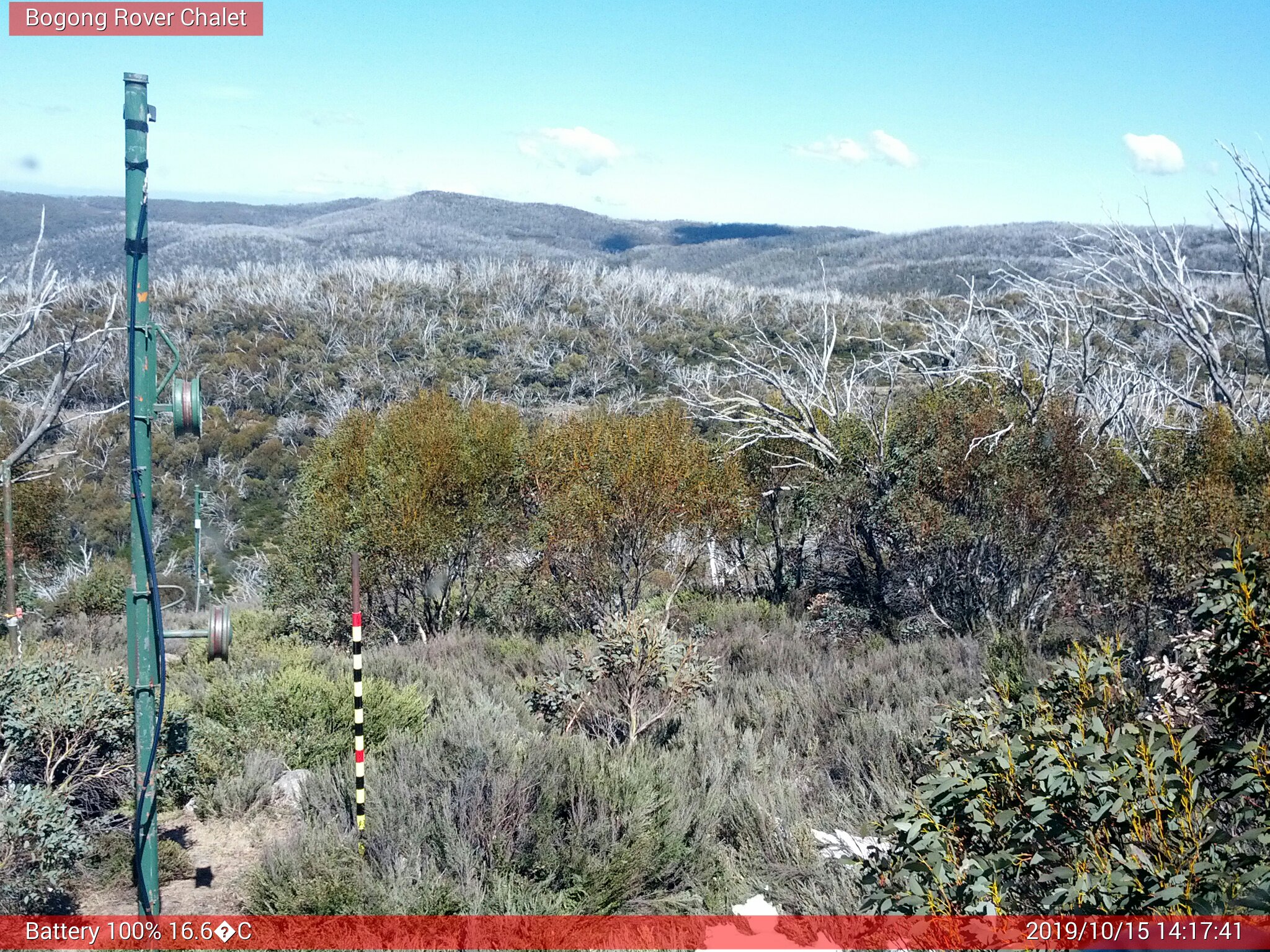 Bogong Web Cam 2:17pm Tuesday 15th of October 2019