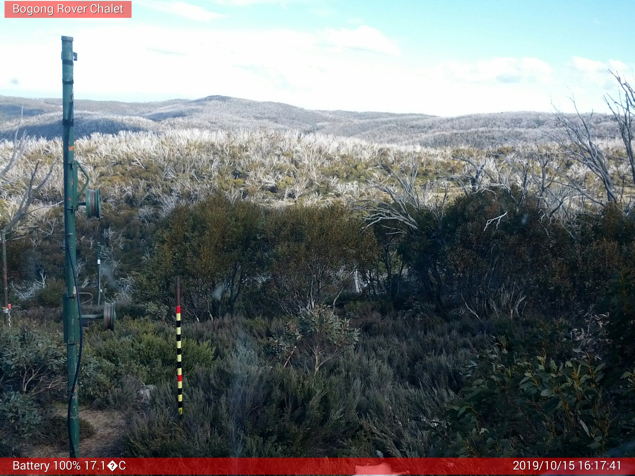 Bogong Web Cam 4:17pm Tuesday 15th of October 2019