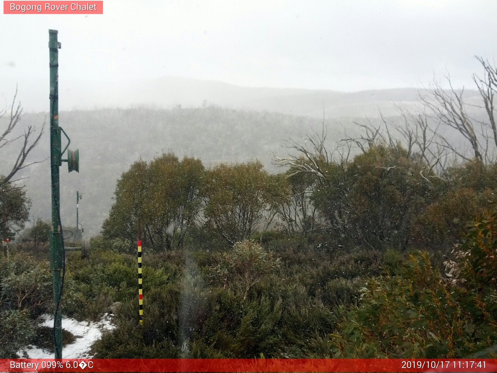 Bogong Web Cam 11:17am Thursday 17th of October 2019