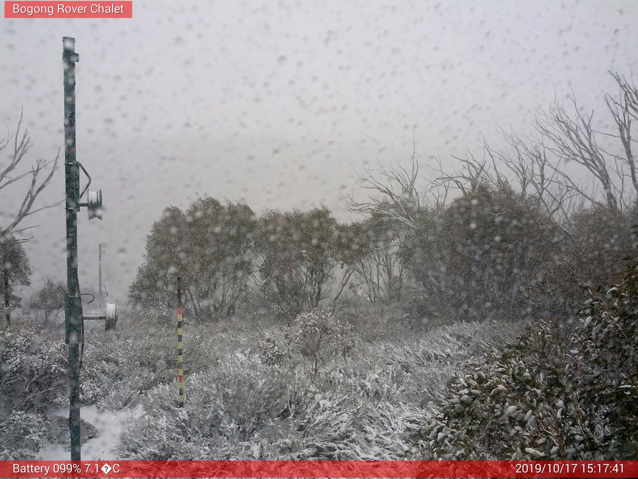 Bogong Web Cam 3:17pm Thursday 17th of October 2019