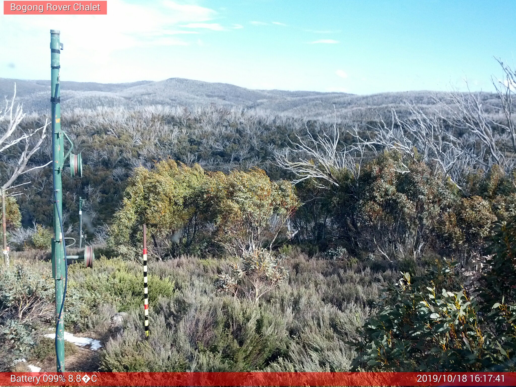 Bogong Web Cam 4:17pm Friday 18th of October 2019