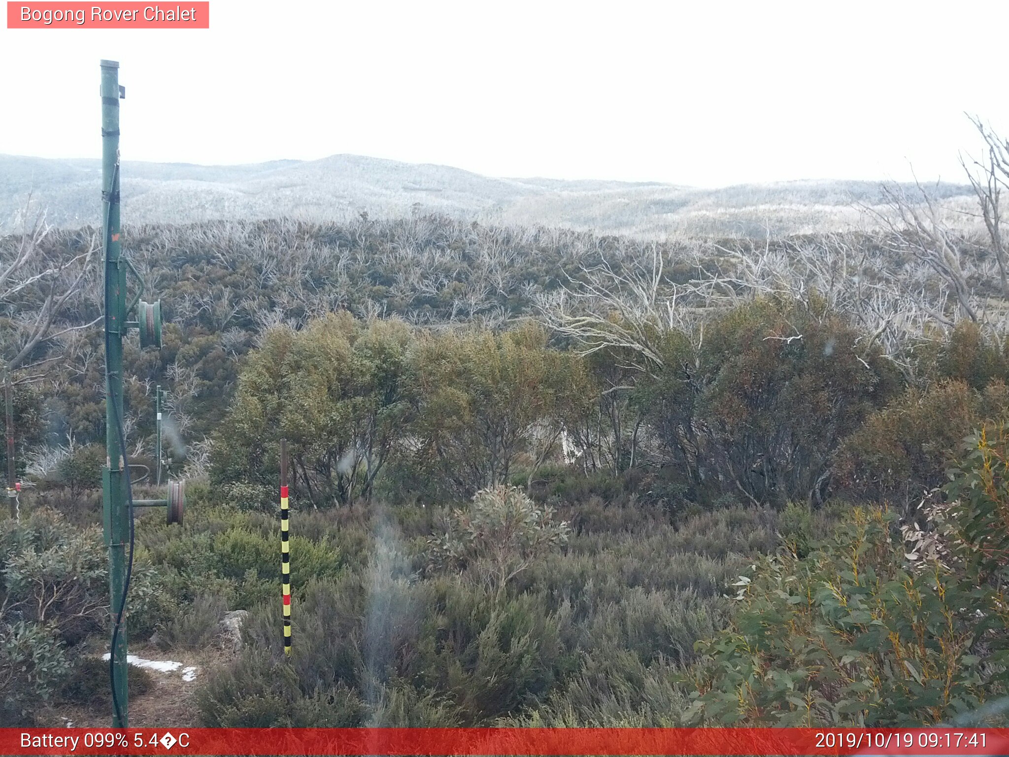 Bogong Web Cam 9:17am Saturday 19th of October 2019