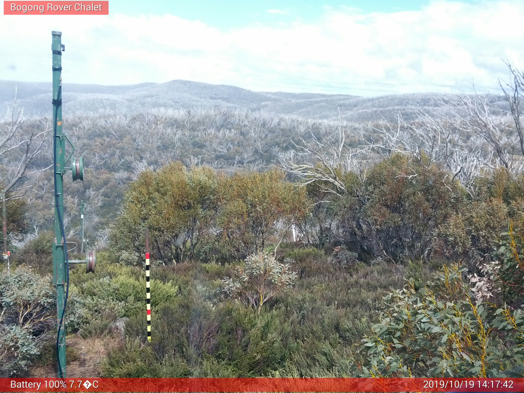 Bogong Web Cam 2:17pm Saturday 19th of October 2019