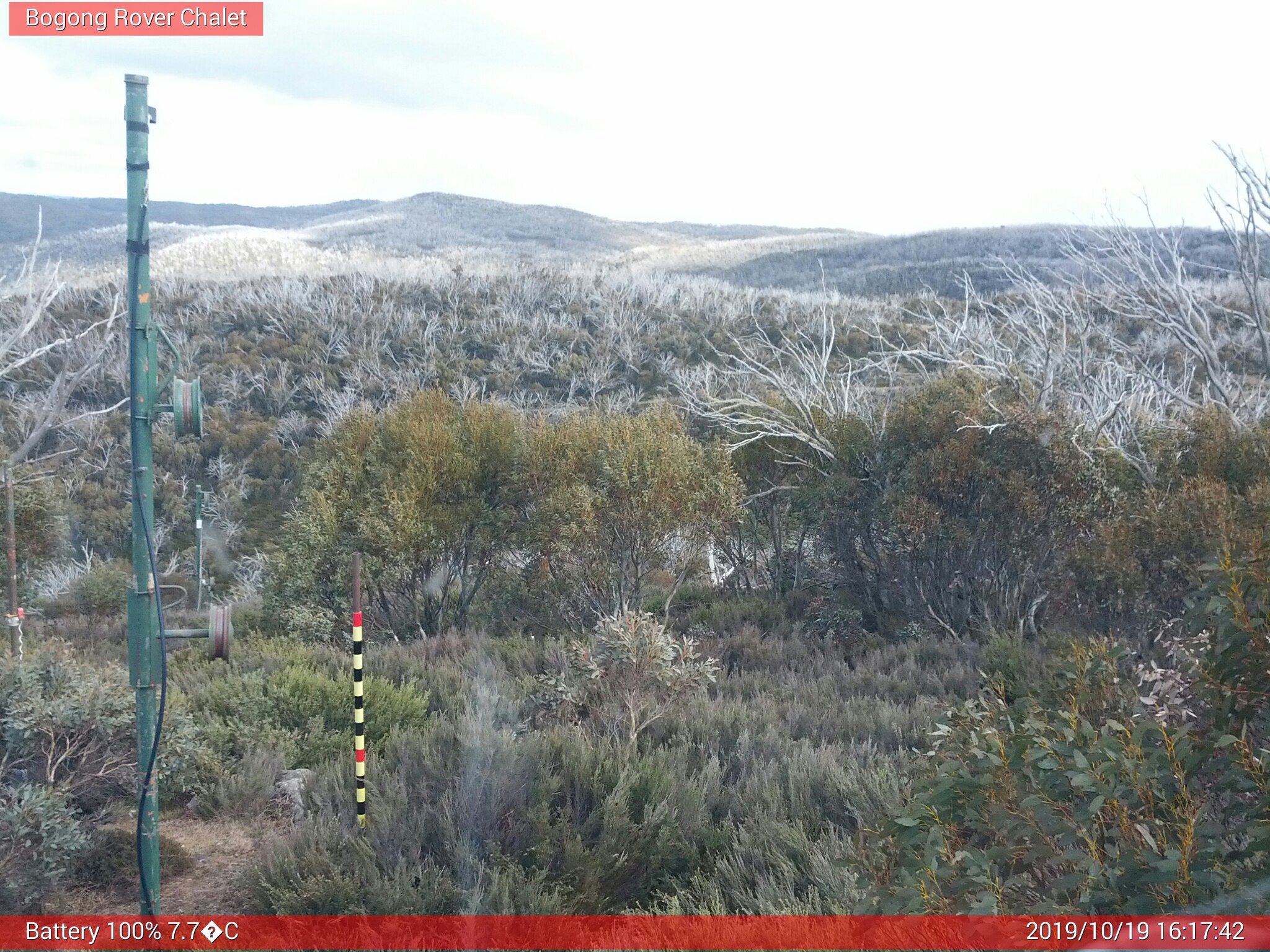 Bogong Web Cam 4:17pm Saturday 19th of October 2019