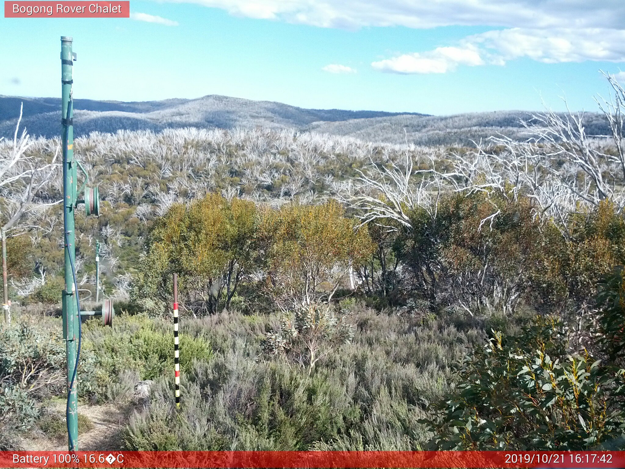 Bogong Web Cam 4:17pm Monday 21st of October 2019