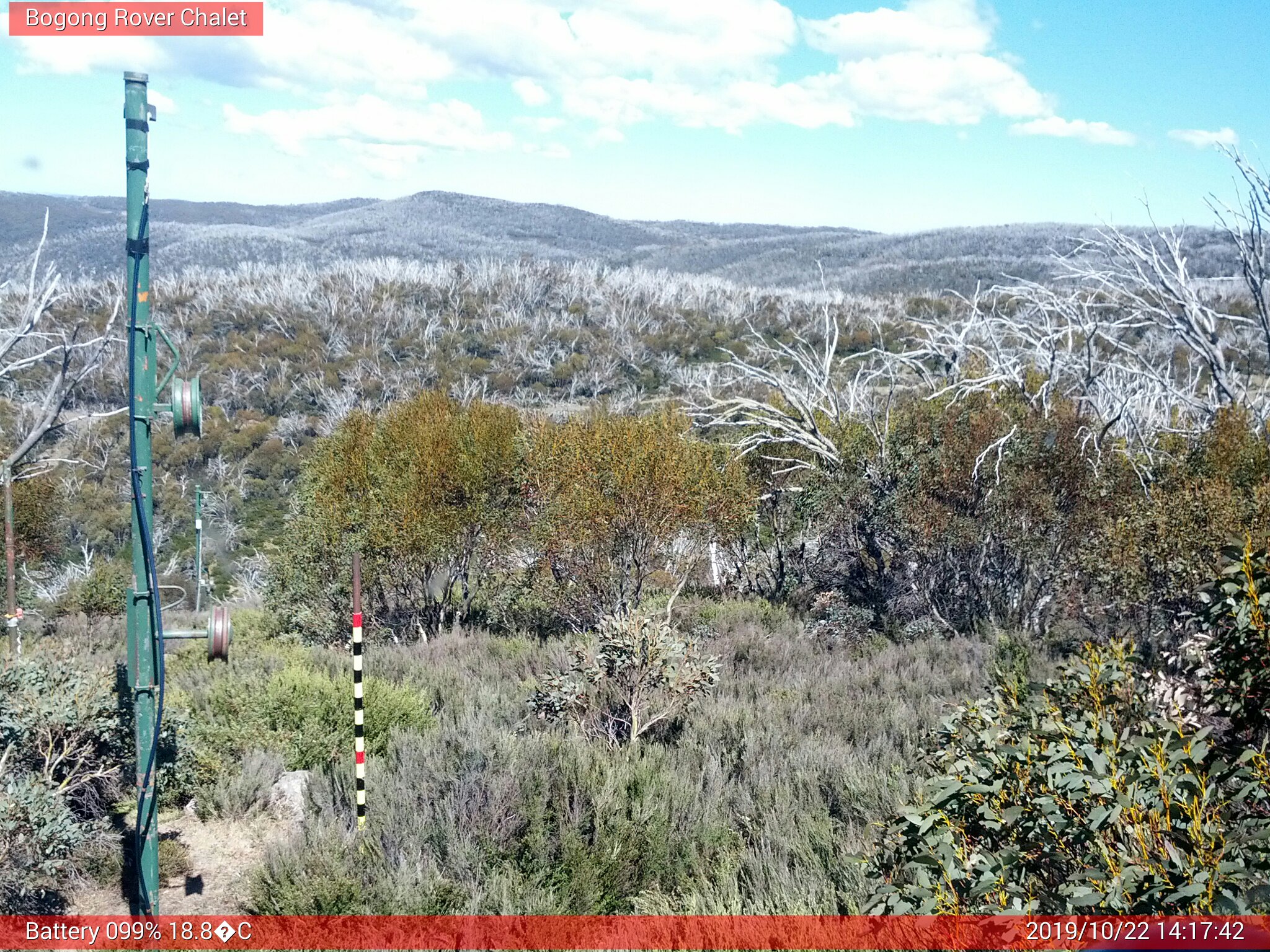 Bogong Web Cam 2:17pm Tuesday 22nd of October 2019