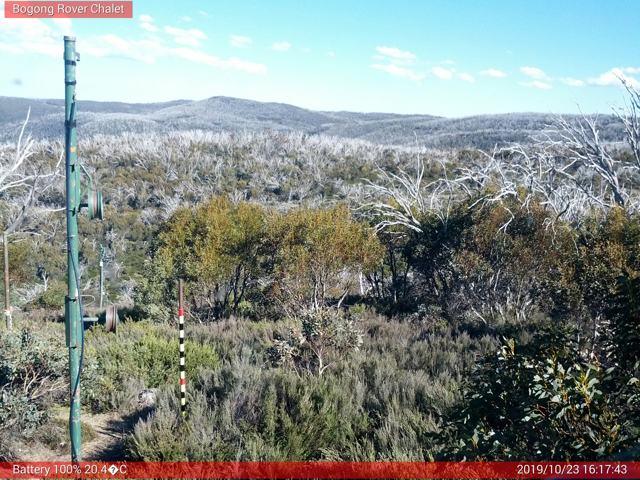 Bogong Web Cam 4:17pm Wednesday 23rd of October 2019