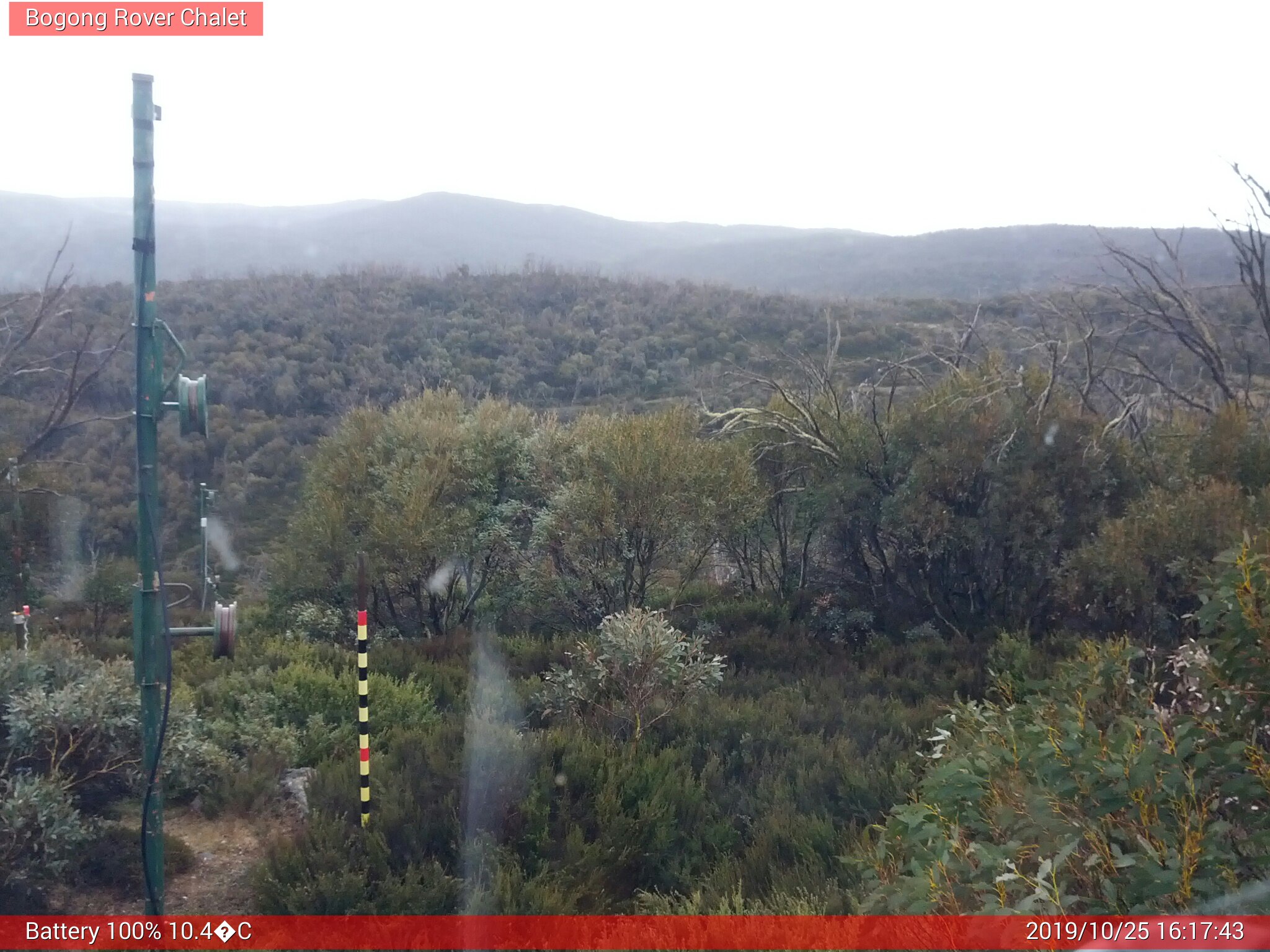 Bogong Web Cam 4:17pm Friday 25th of October 2019