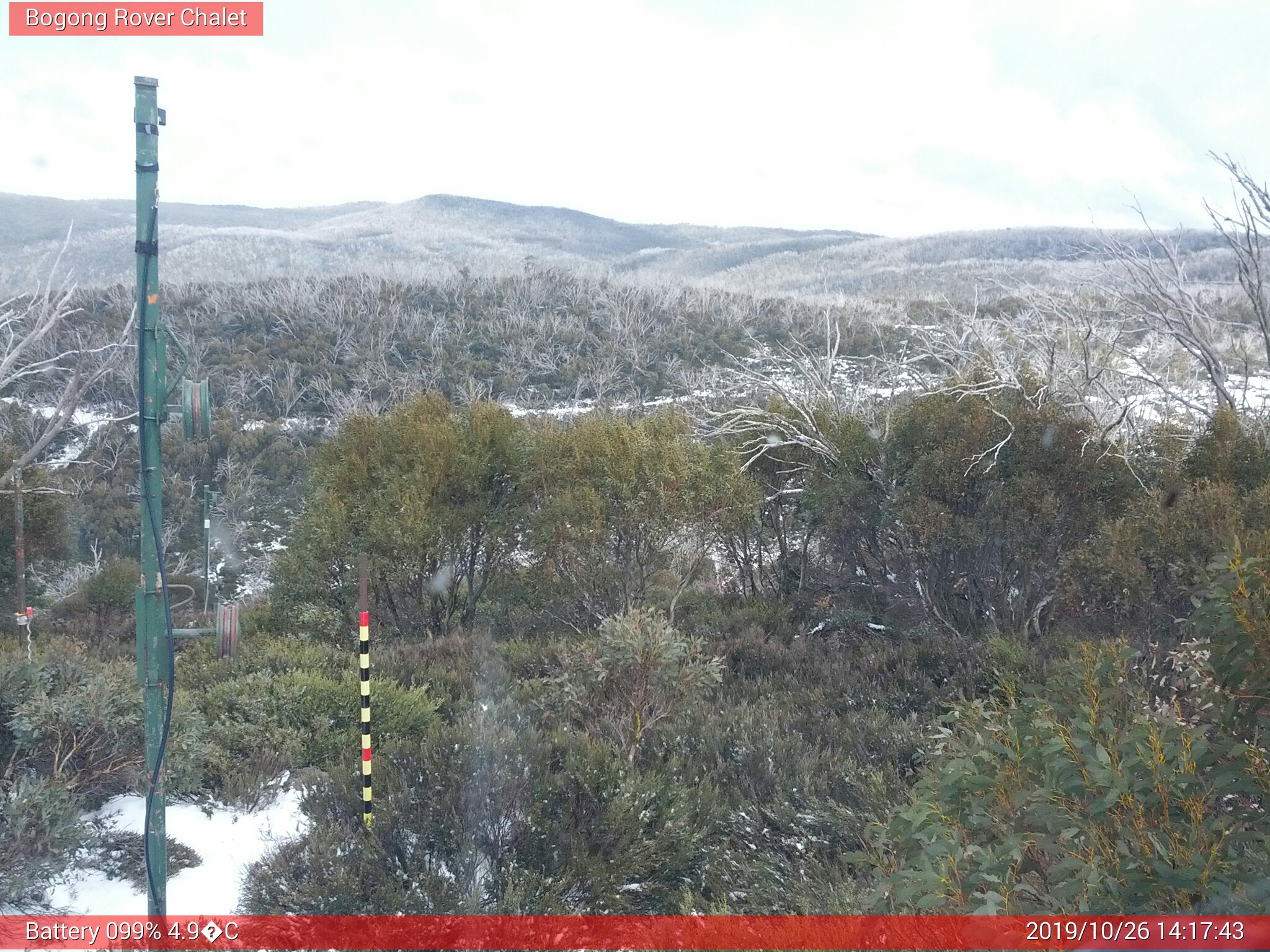 Bogong Web Cam 2:17pm Saturday 26th of October 2019