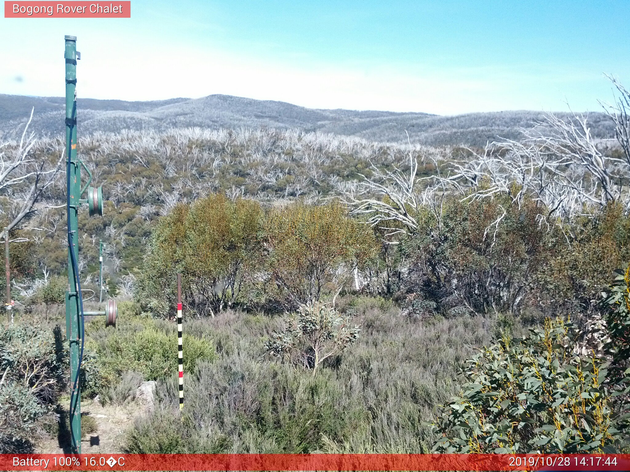 Bogong Web Cam 2:17pm Monday 28th of October 2019